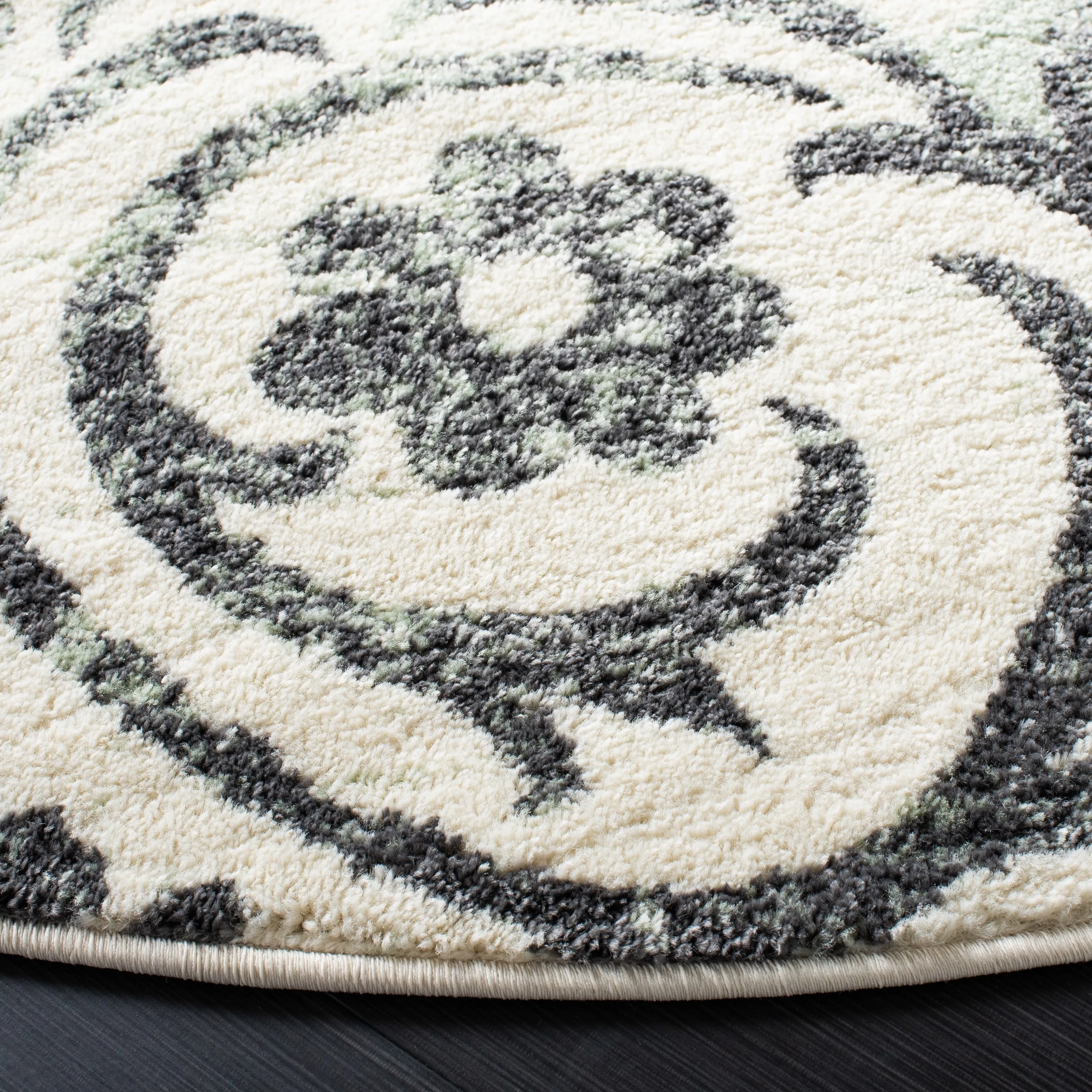 SAFAVIEH. Adirondack Rena Damask Floral Distressed Rug
