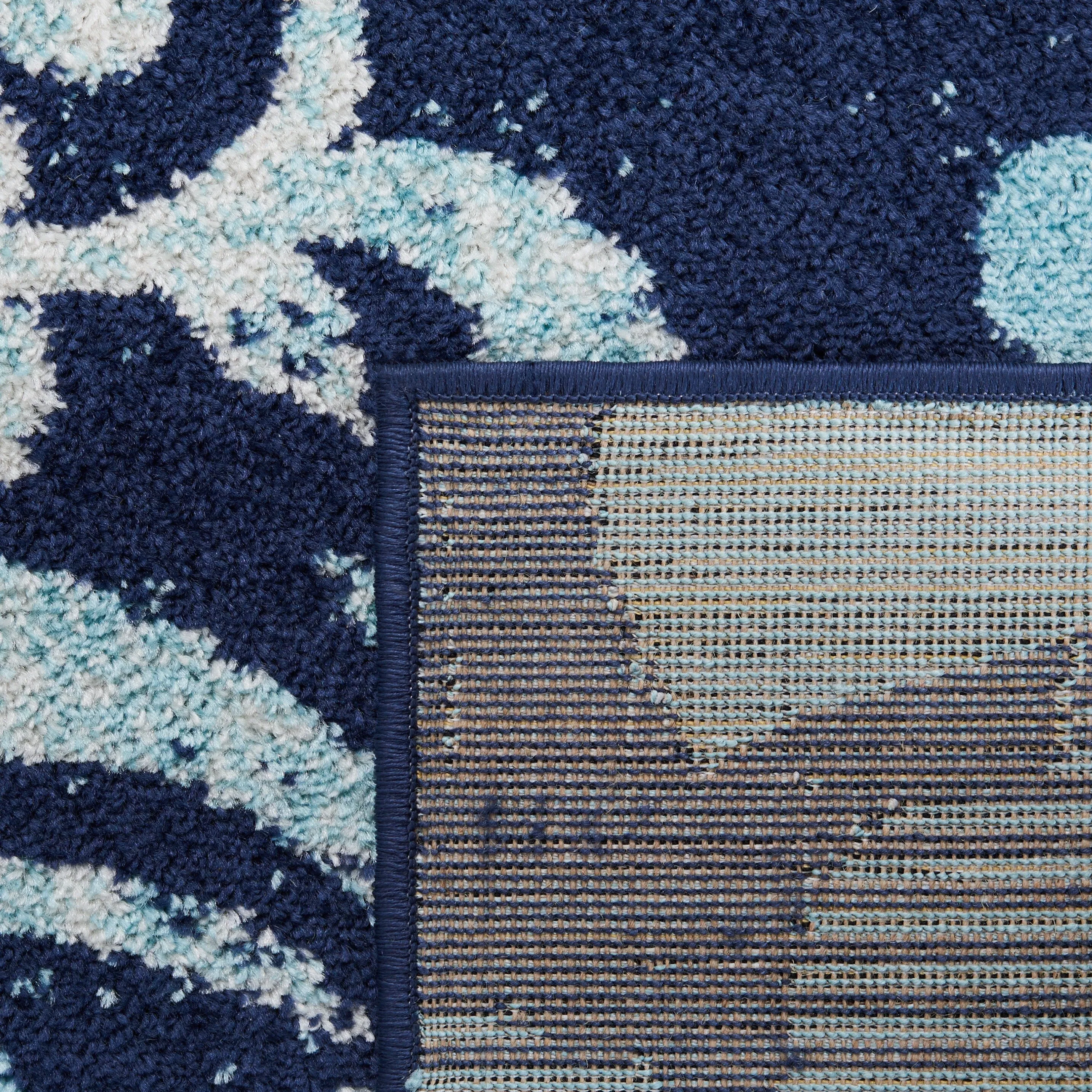 SAFAVIEH. Adirondack Rena Damask Floral Distressed Rug