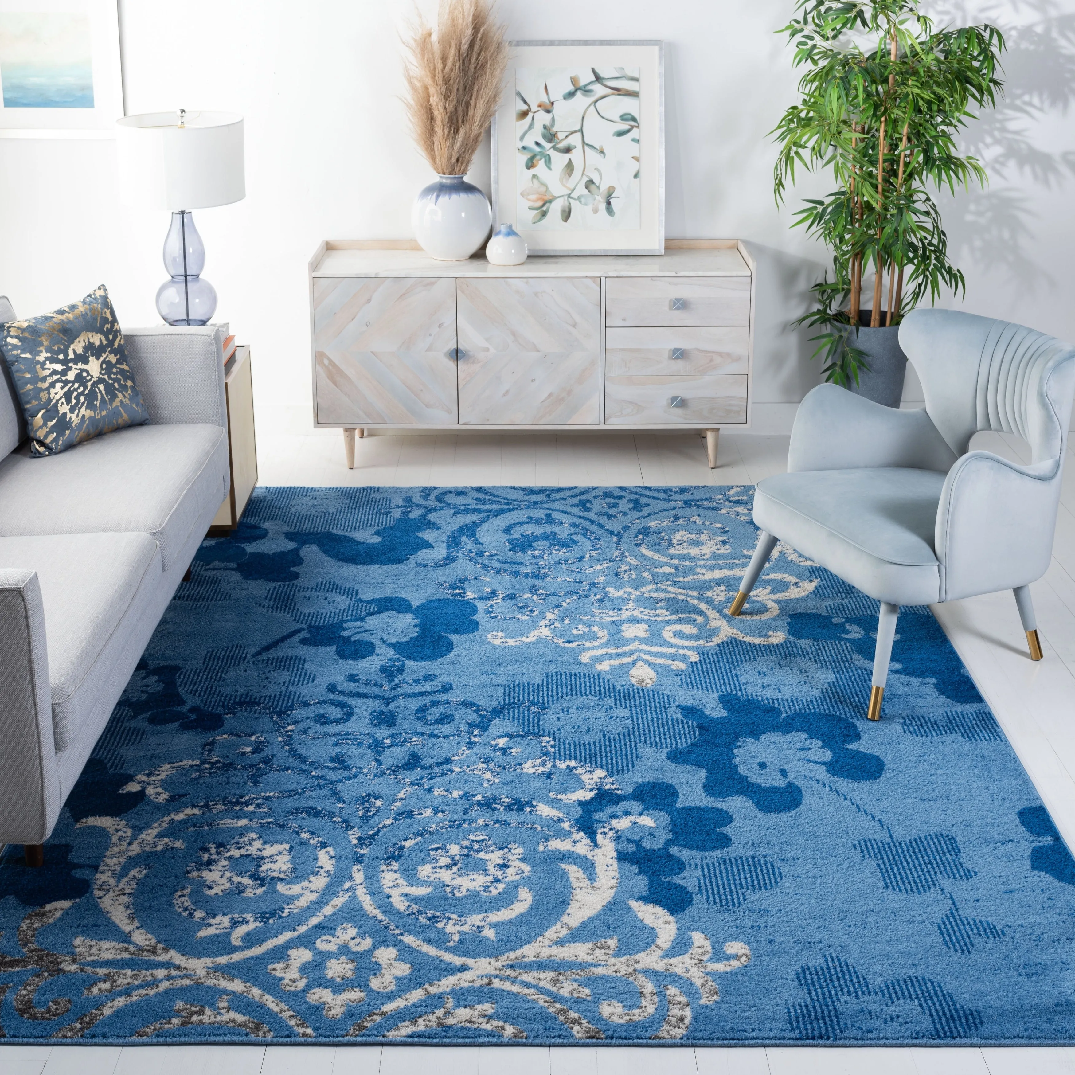 SAFAVIEH. Adirondack Rena Damask Floral Distressed Rug