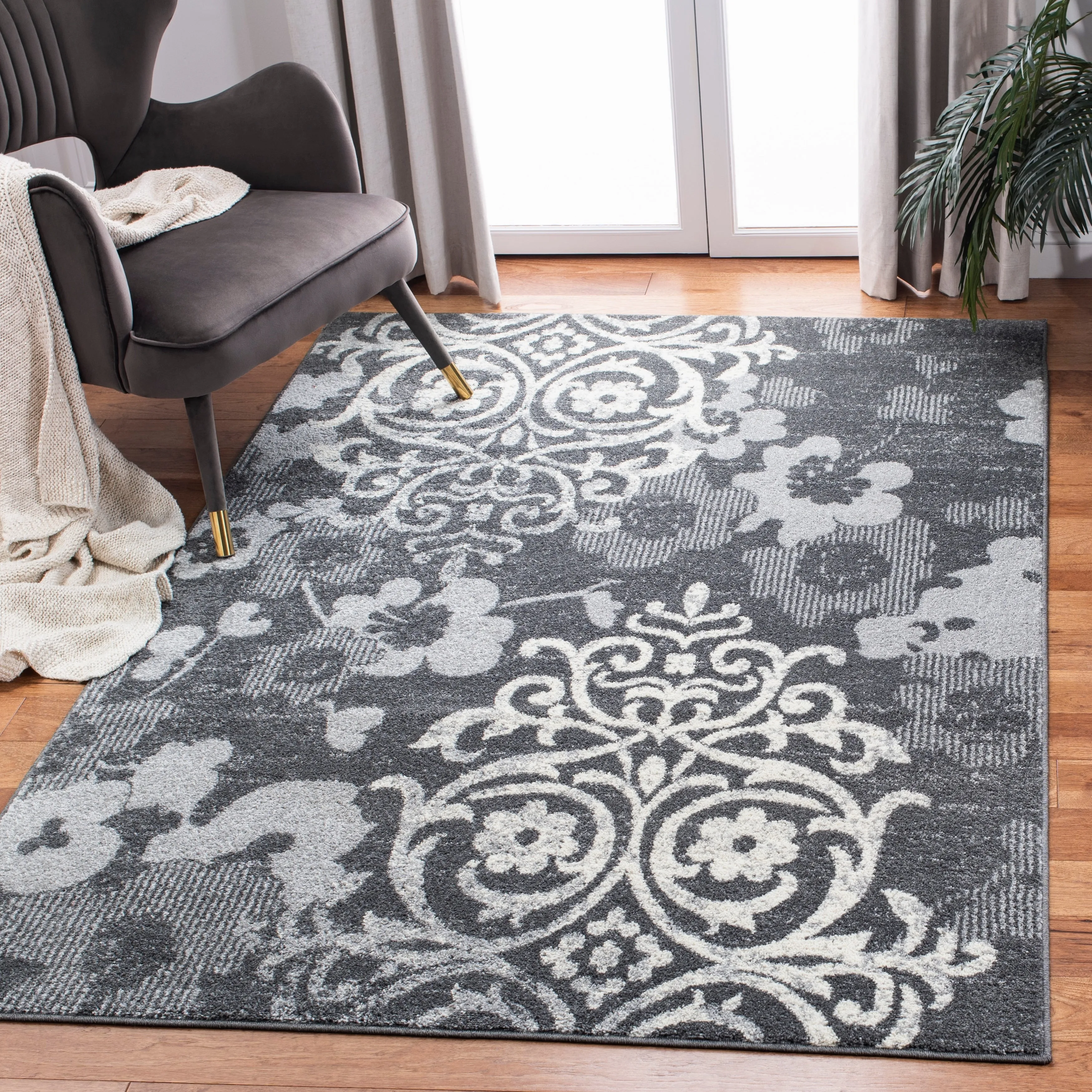 SAFAVIEH. Adirondack Rena Damask Floral Distressed Rug