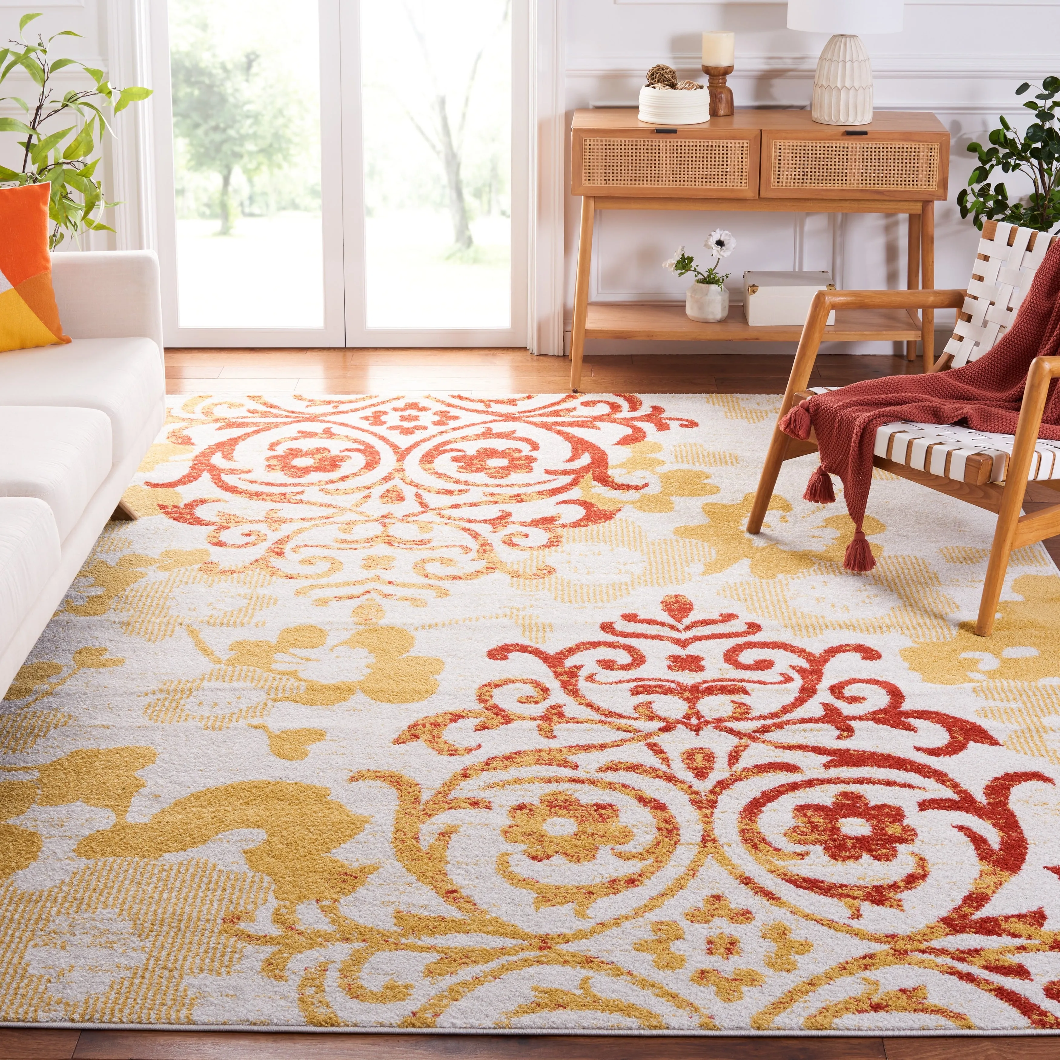 SAFAVIEH. Adirondack Rena Damask Floral Distressed Rug