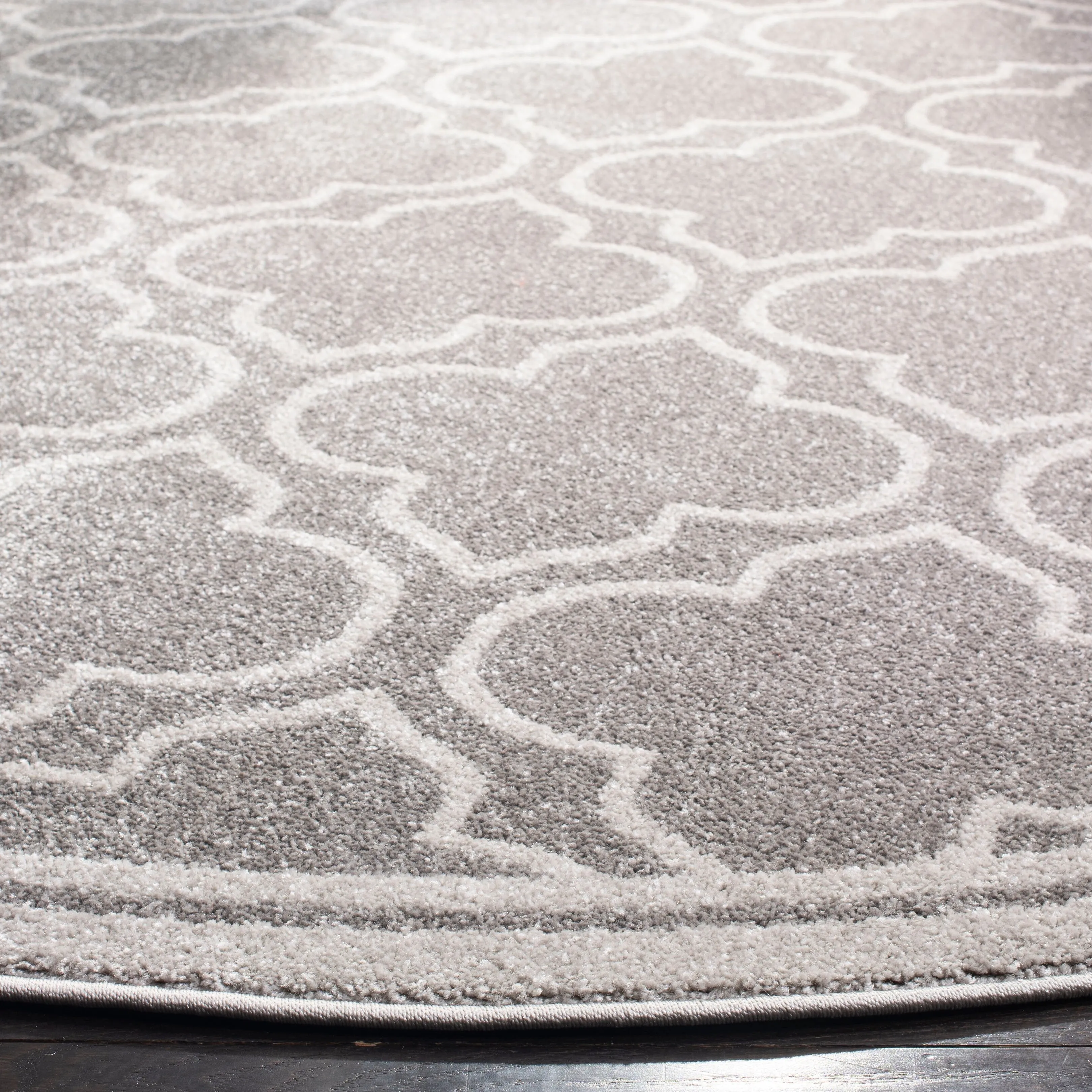 SAFAVIEH Amherst Lyda Modern Rug - Grey/Light Grey - 5' Round