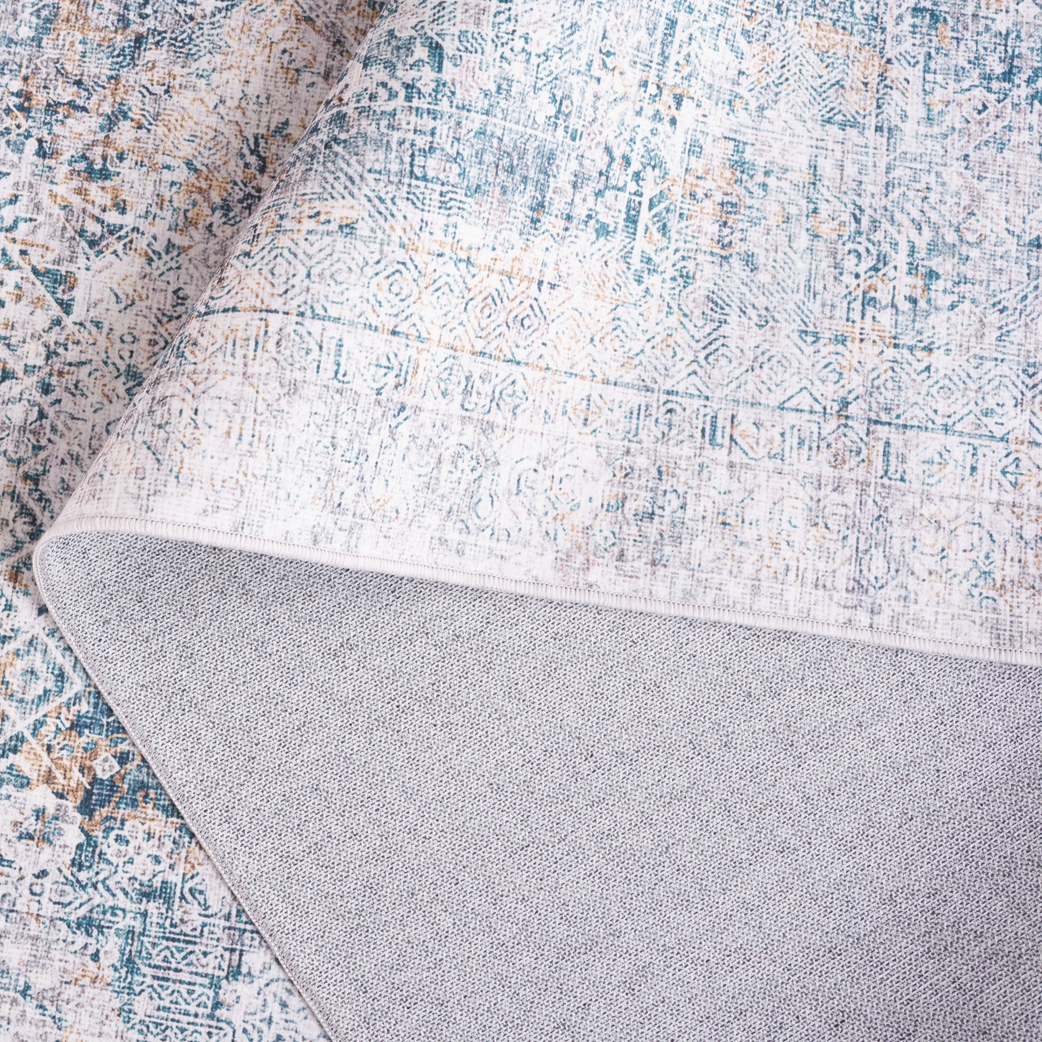 SAFAVIEH Arizona Ajkune Vintage Rug