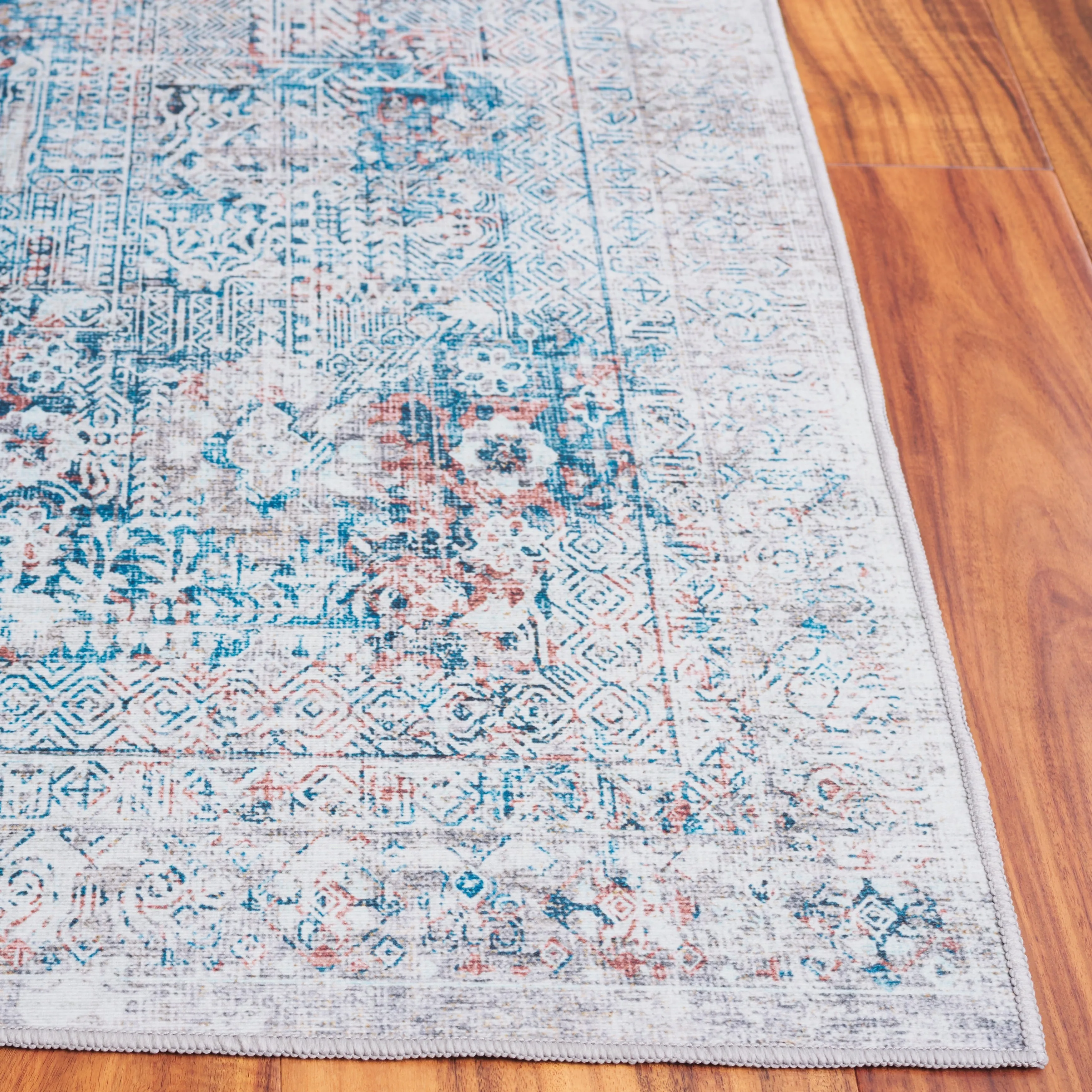 SAFAVIEH Arizona Ajkune Vintage Rug