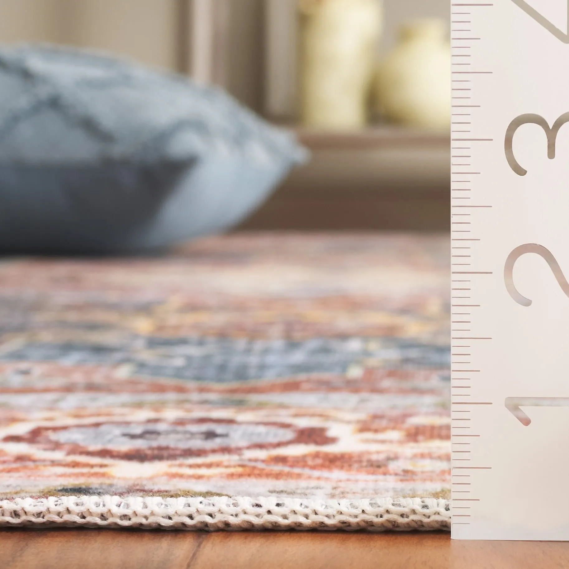 SAFAVIEH Arizona Ketrin Vintage Machine Washable Rug
