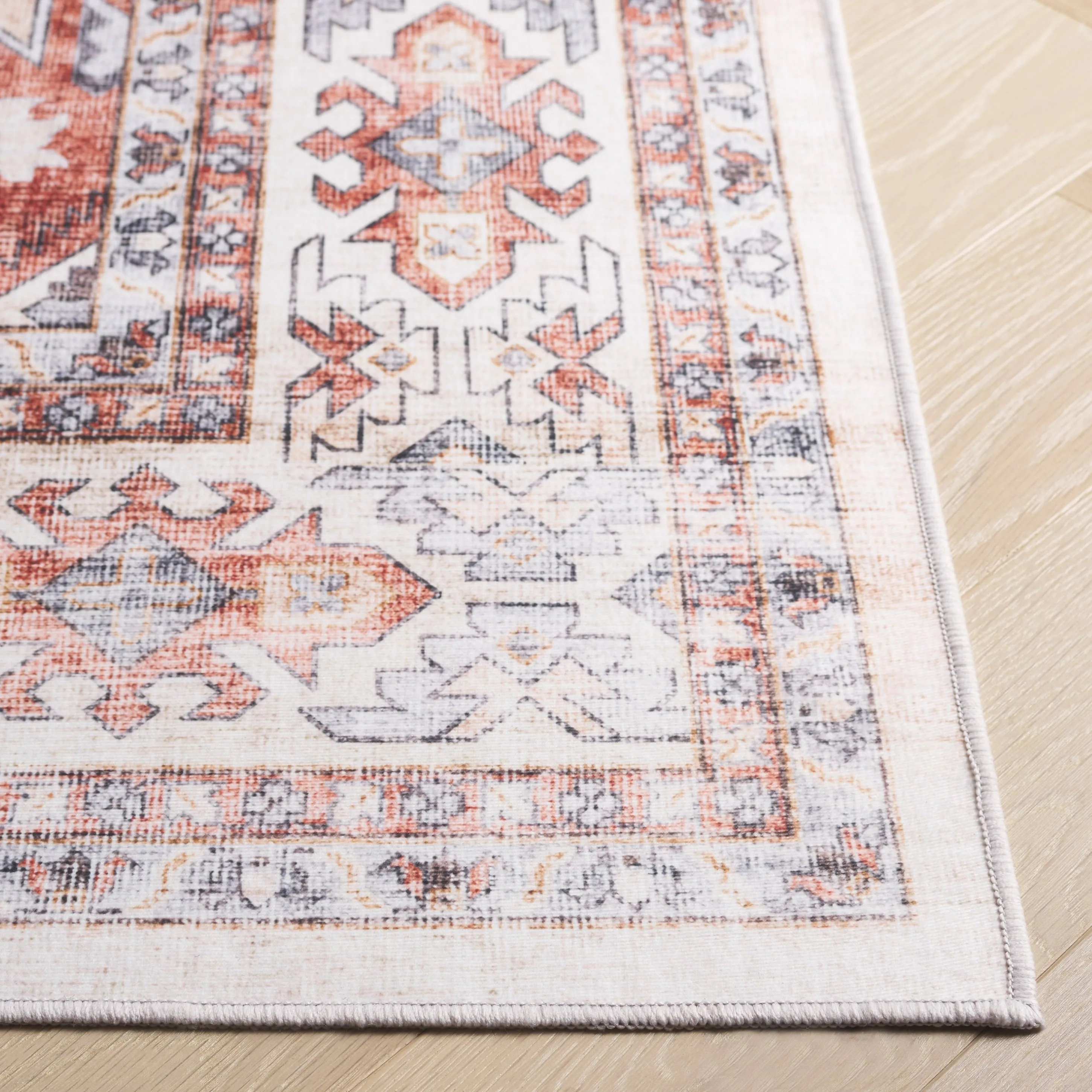 SAFAVIEH Arizona Michie Vintage Rug