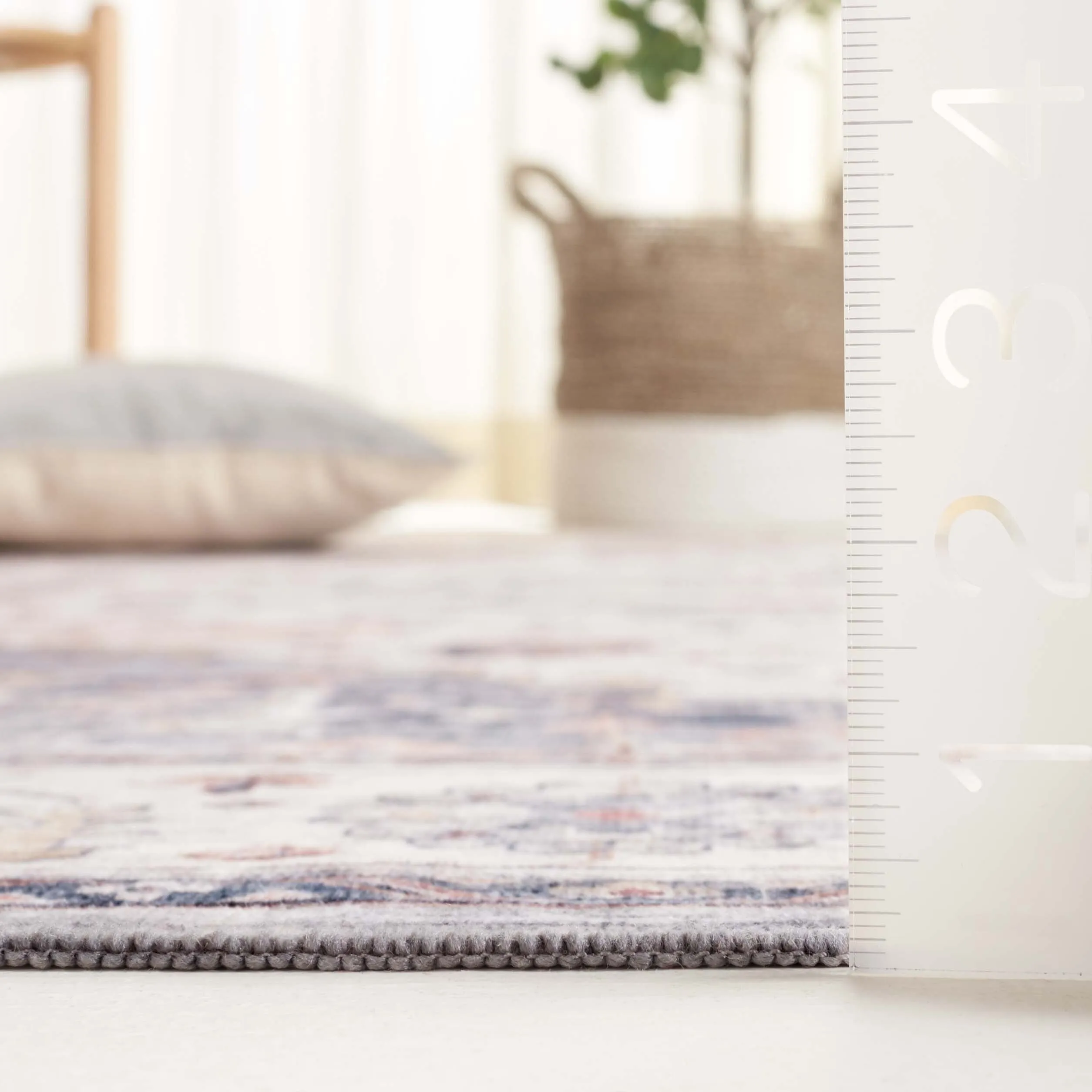SAFAVIEH Arizona Radia Vintage Rug