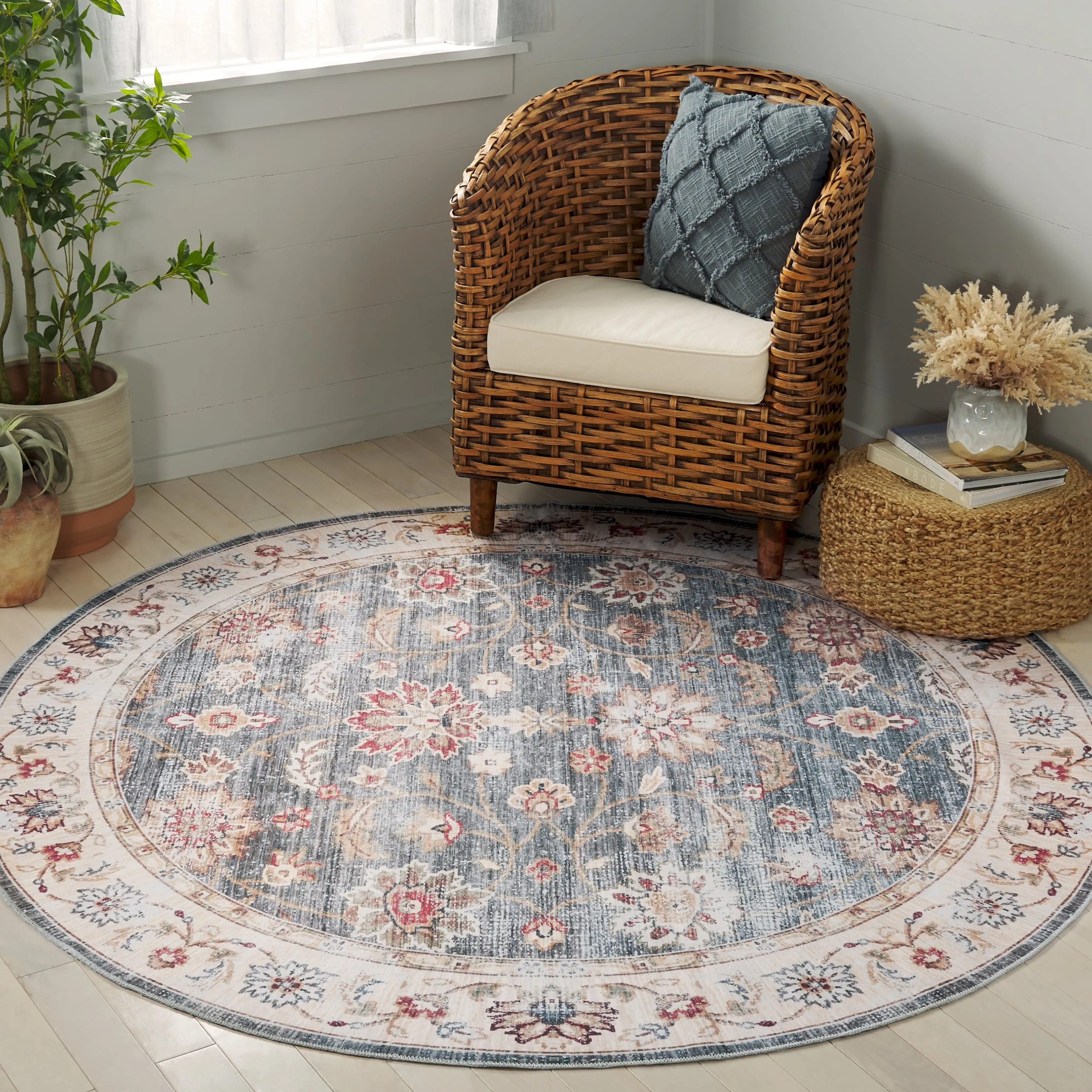 SAFAVIEH Arizona Urmi Machine Washable Slip Resistant Vintage Oriental