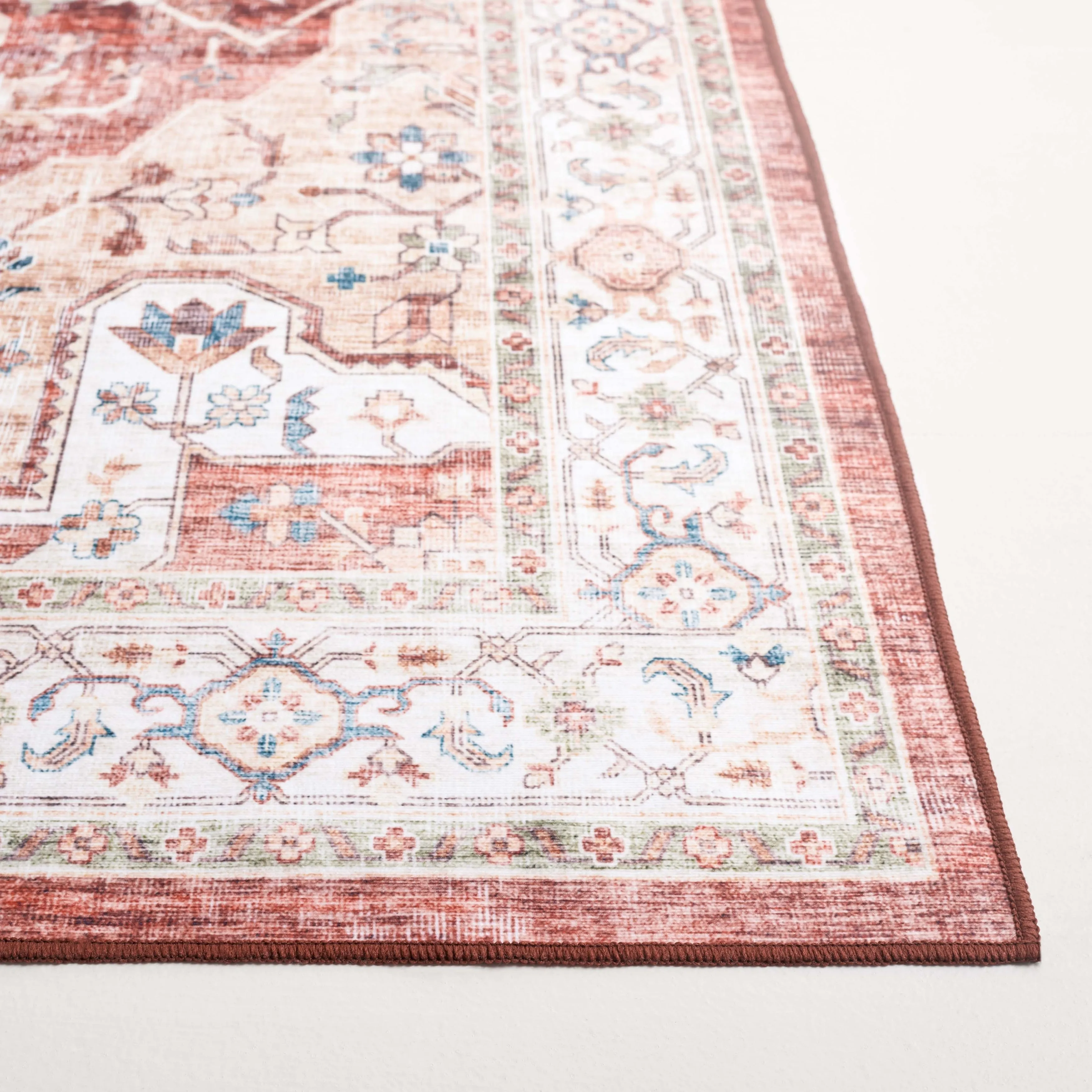 SAFAVIEH Arizona Zografia Vintage Rug