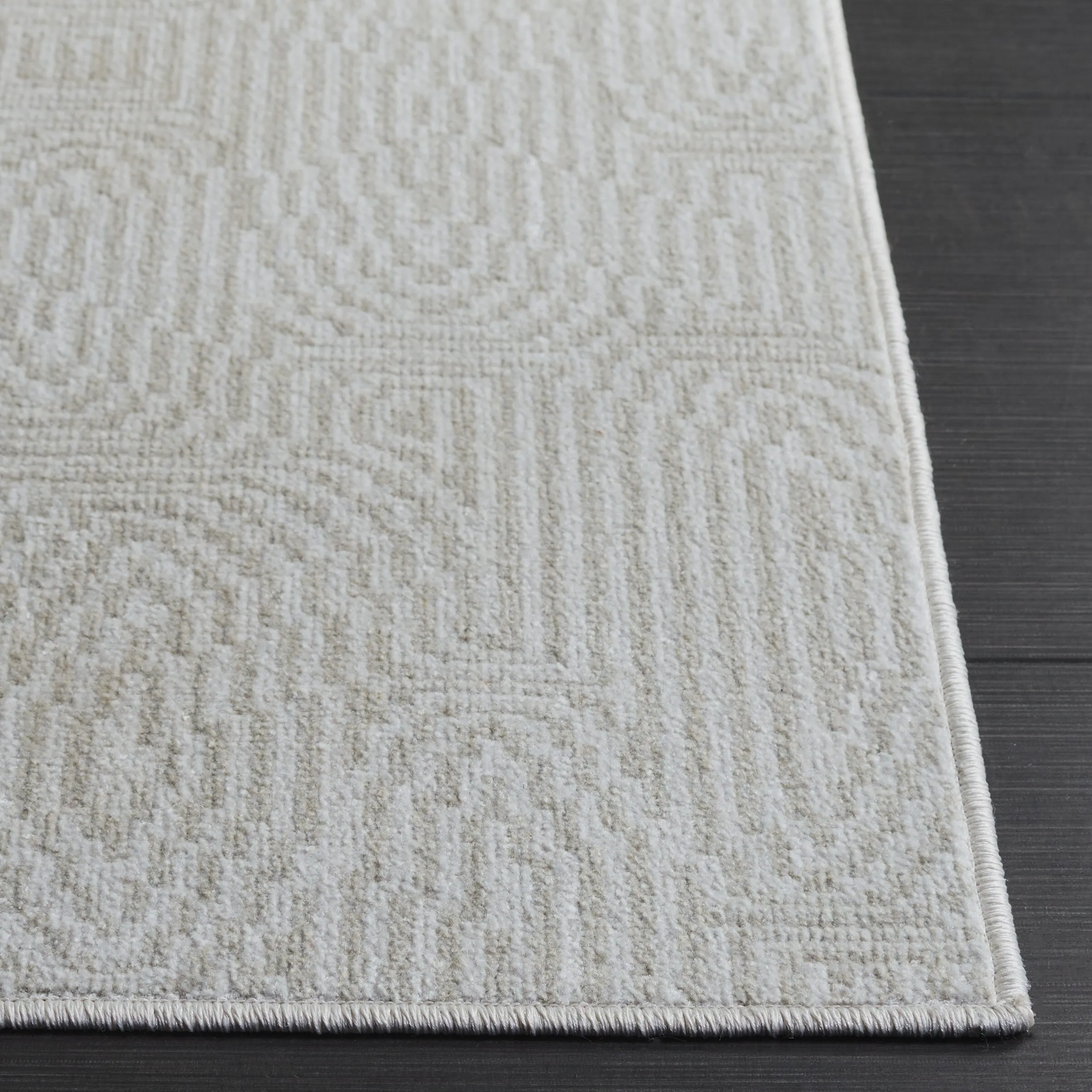 SAFAVIEH Bayside Dijanka Machine Washable Rug