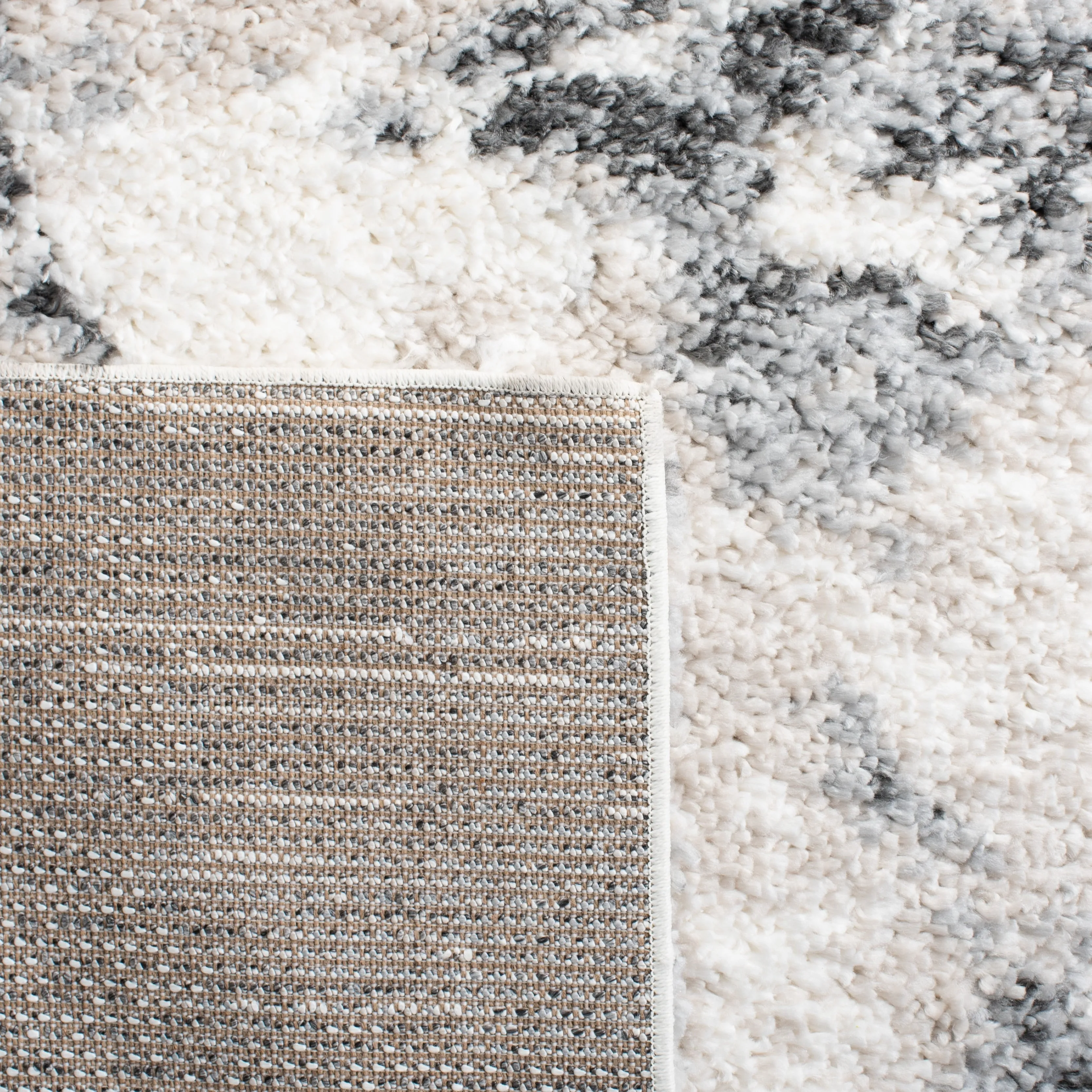 SAFAVIEH Berber Shag Dritana Modern 1.2-inch Thick Rug