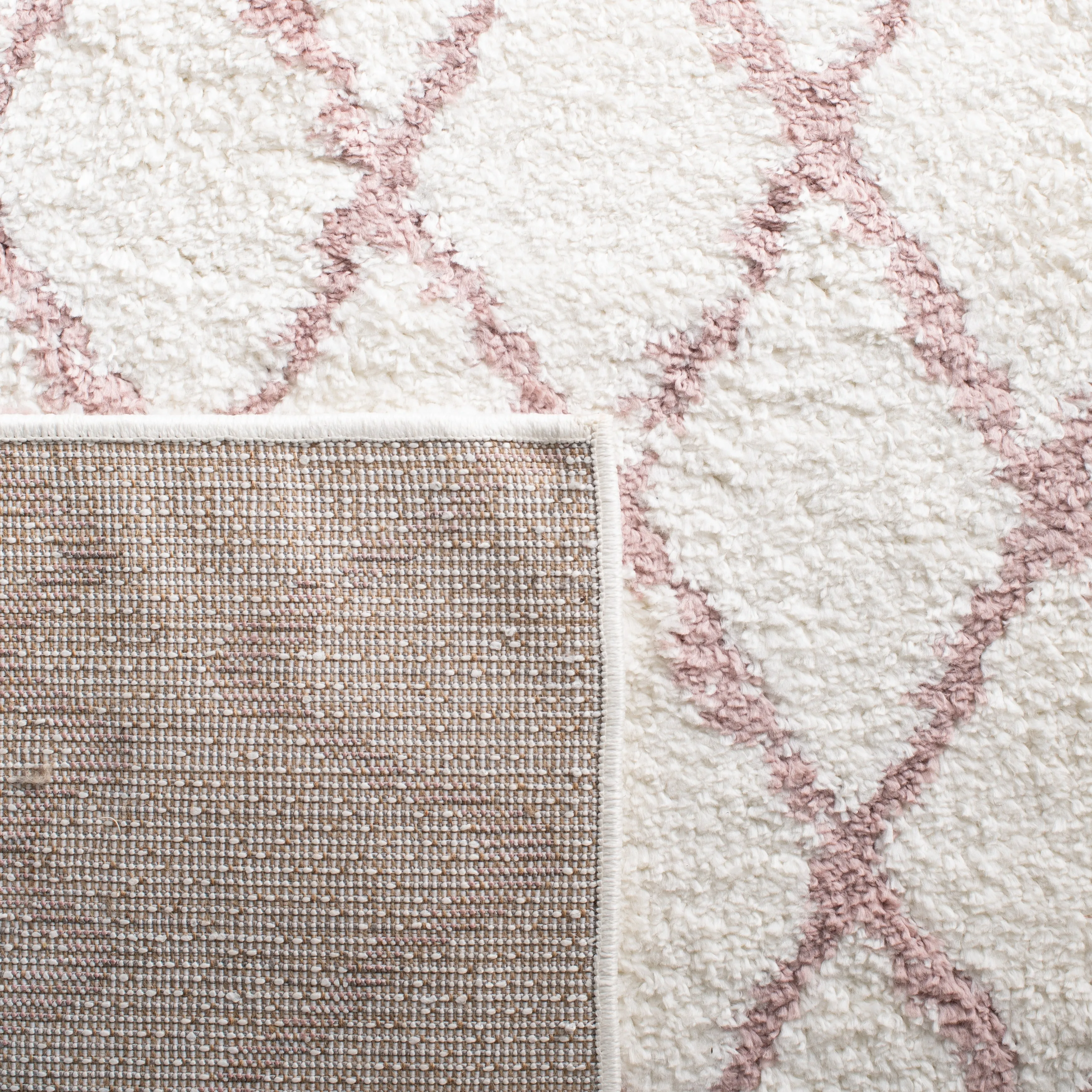 SAFAVIEH Berber Shag Ilmie Light Grey/Cream Rug