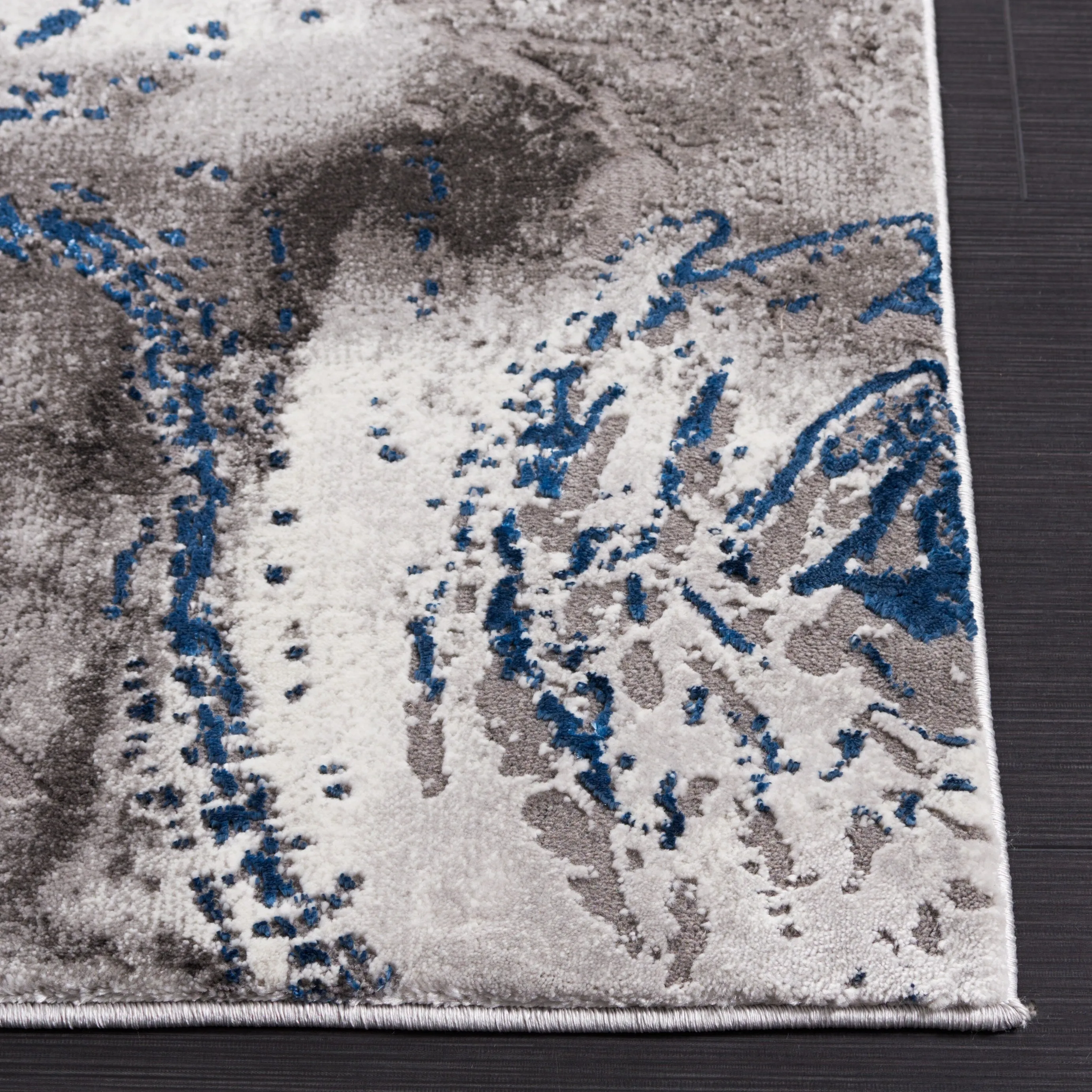 SAFAVIEH Craft Cupertina Modern & Contemporary Rug