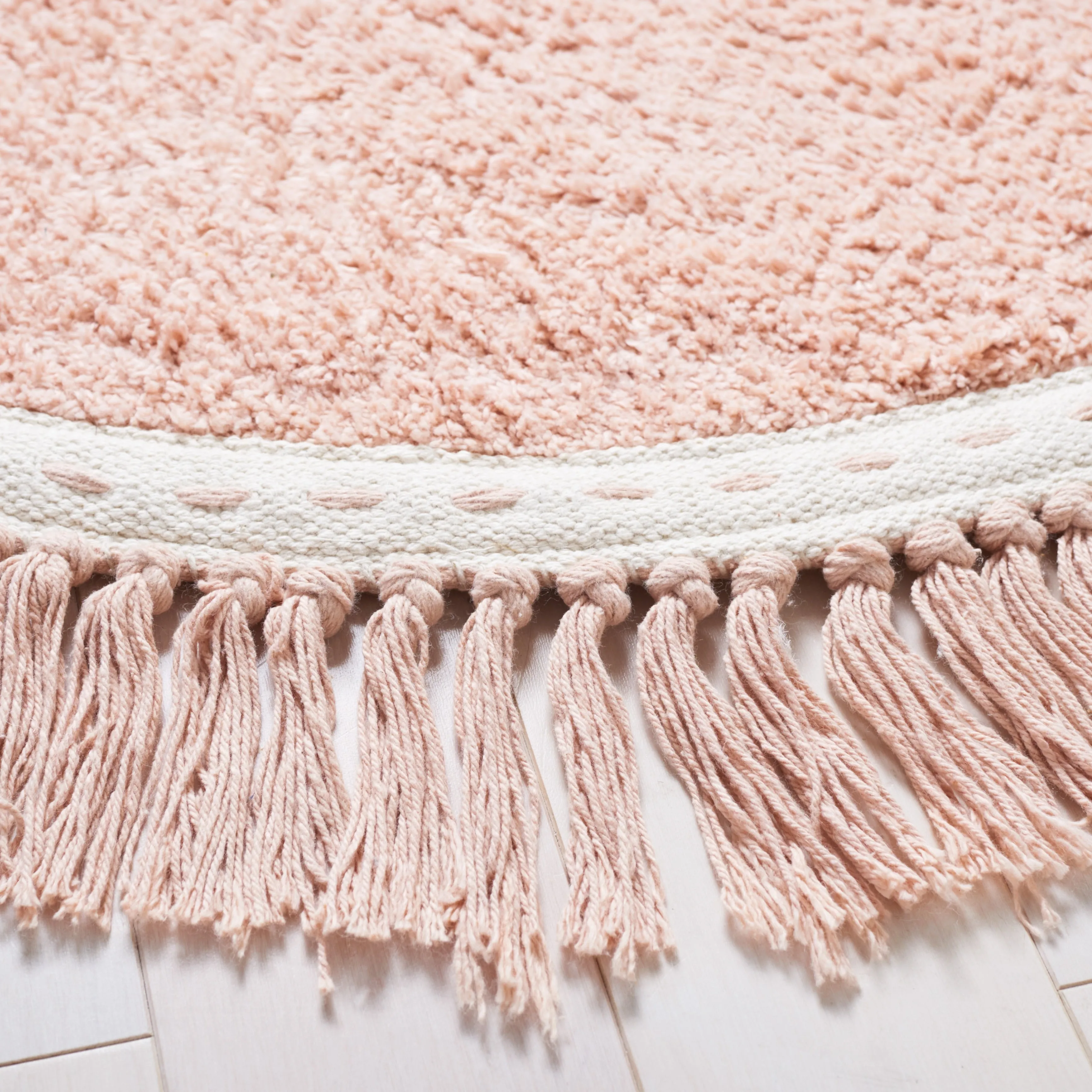 SAFAVIEH Easy Care Machine Washable Zenepe Trientje Rug
