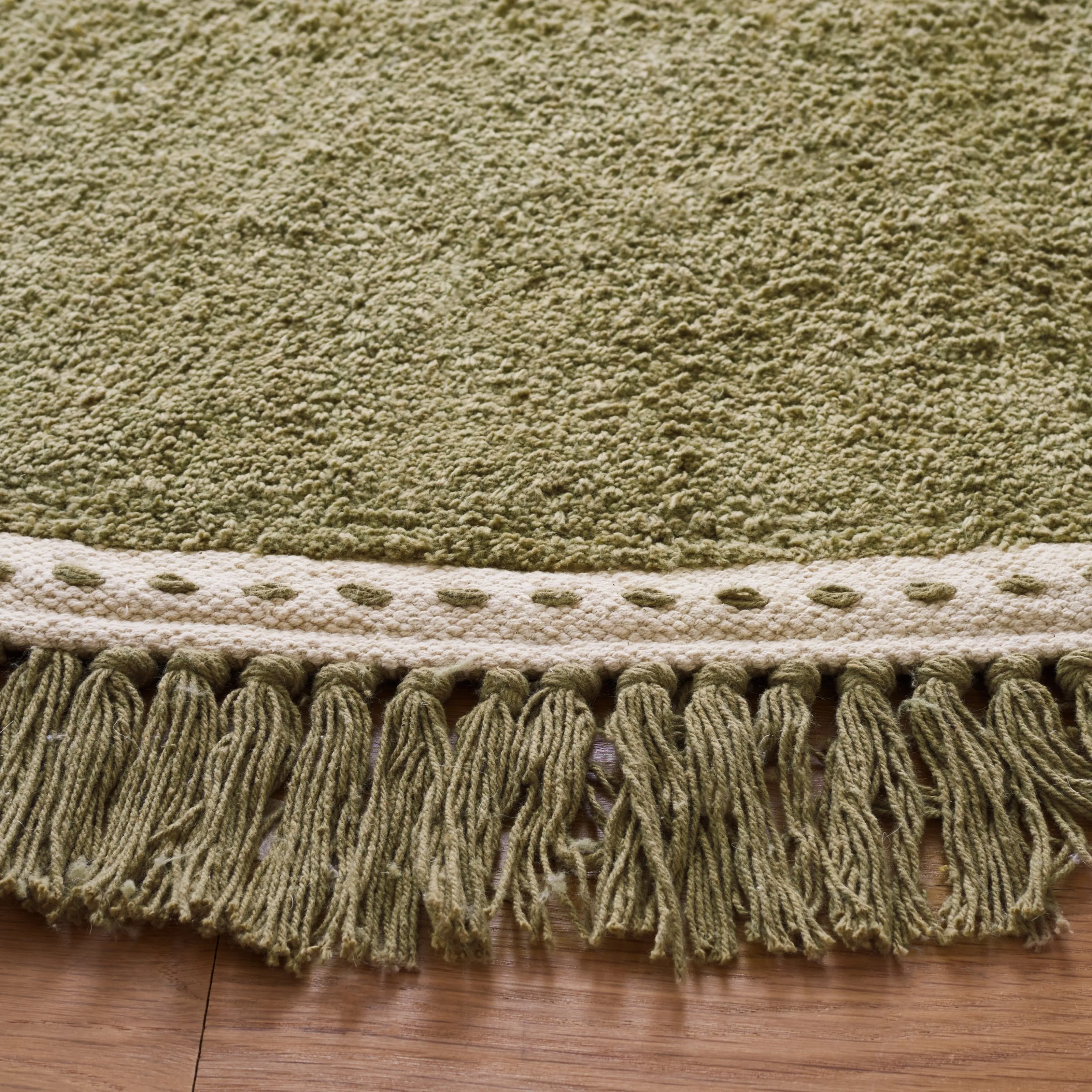 SAFAVIEH Easy Care Machine Washable Zenepe Trientje Rug