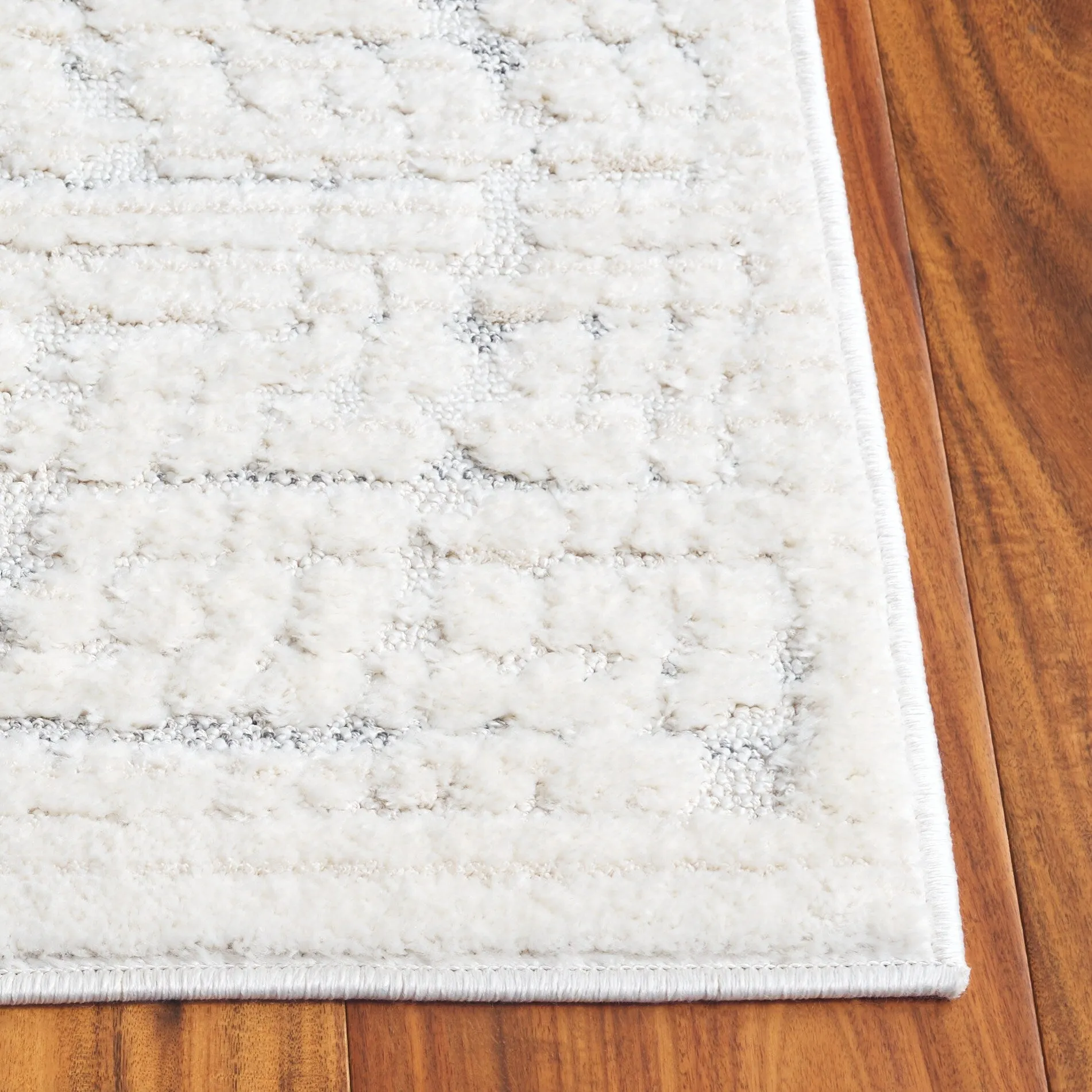 SAFAVIEH Elmhurst Lima Modern & Contemporary Rug