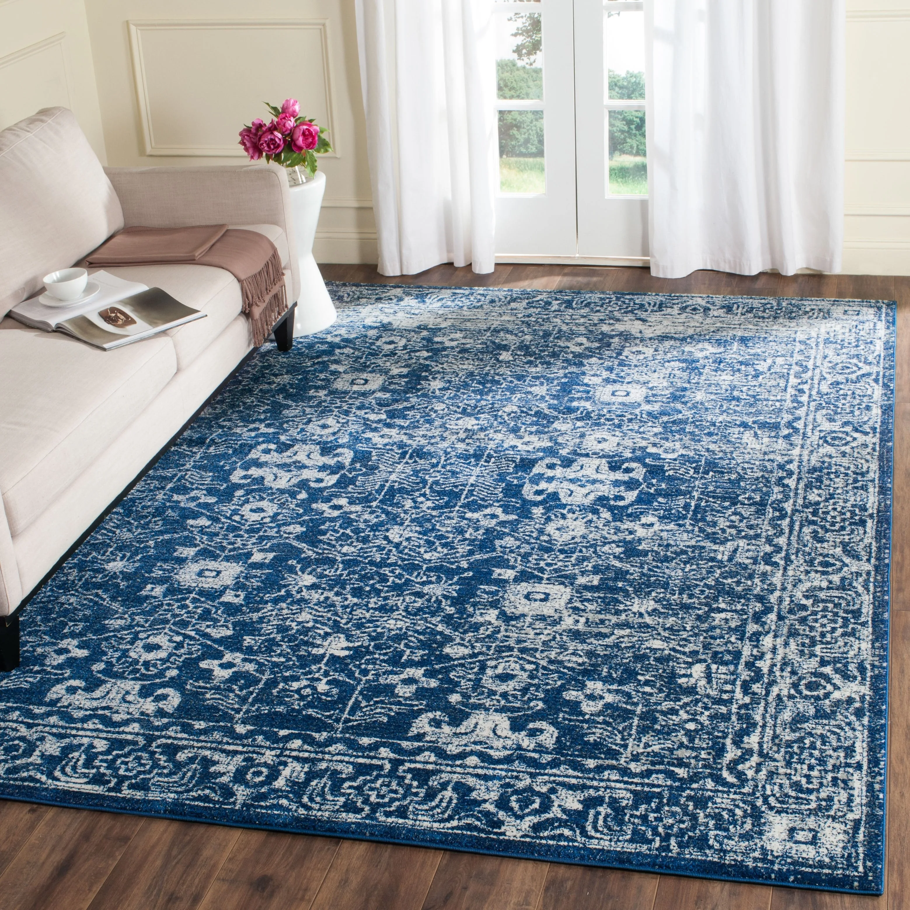 SAFAVIEH. Evoke Karola Vintage Boho Rug