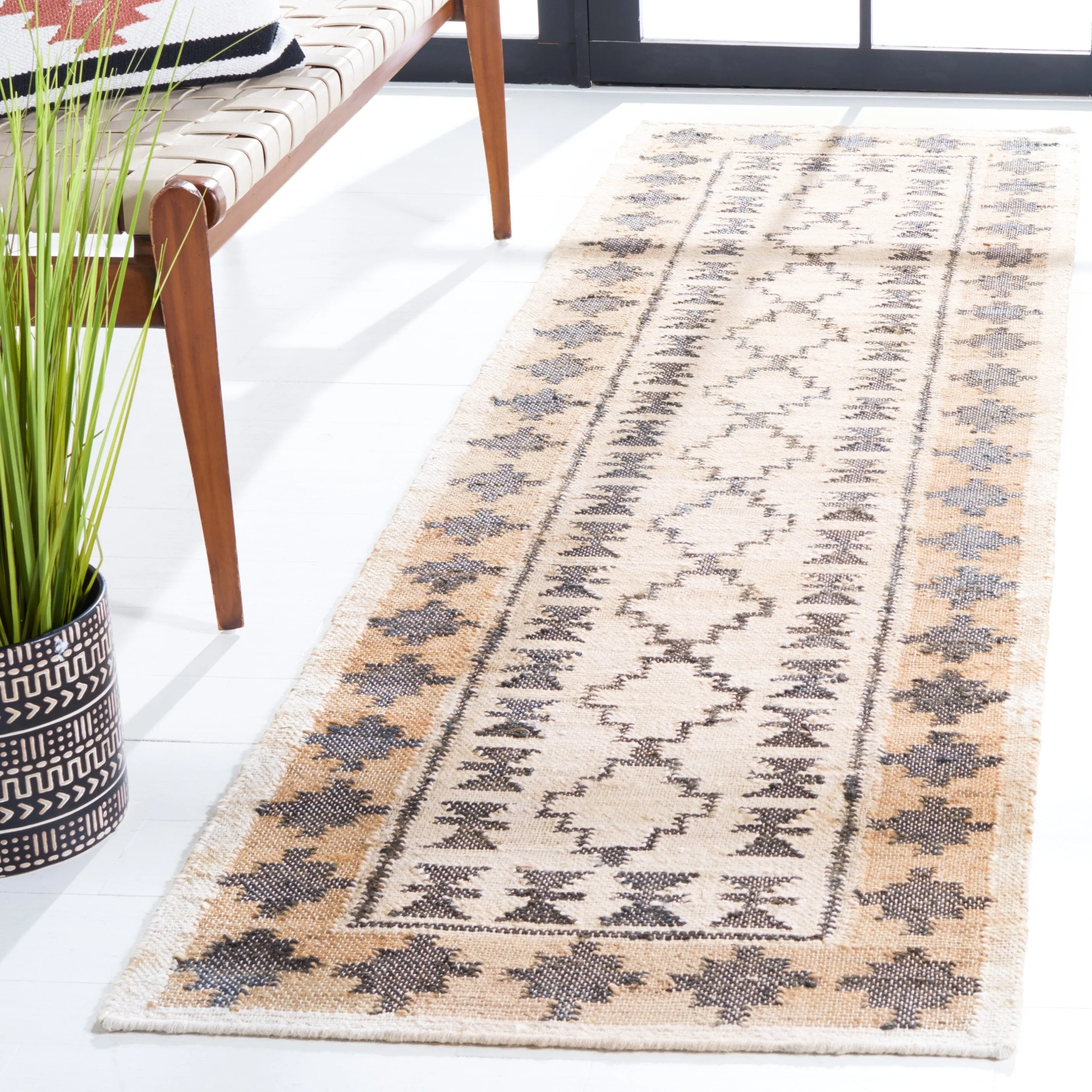 SAFAVIEH Flatweave Kilim Giacobba Jute Rug