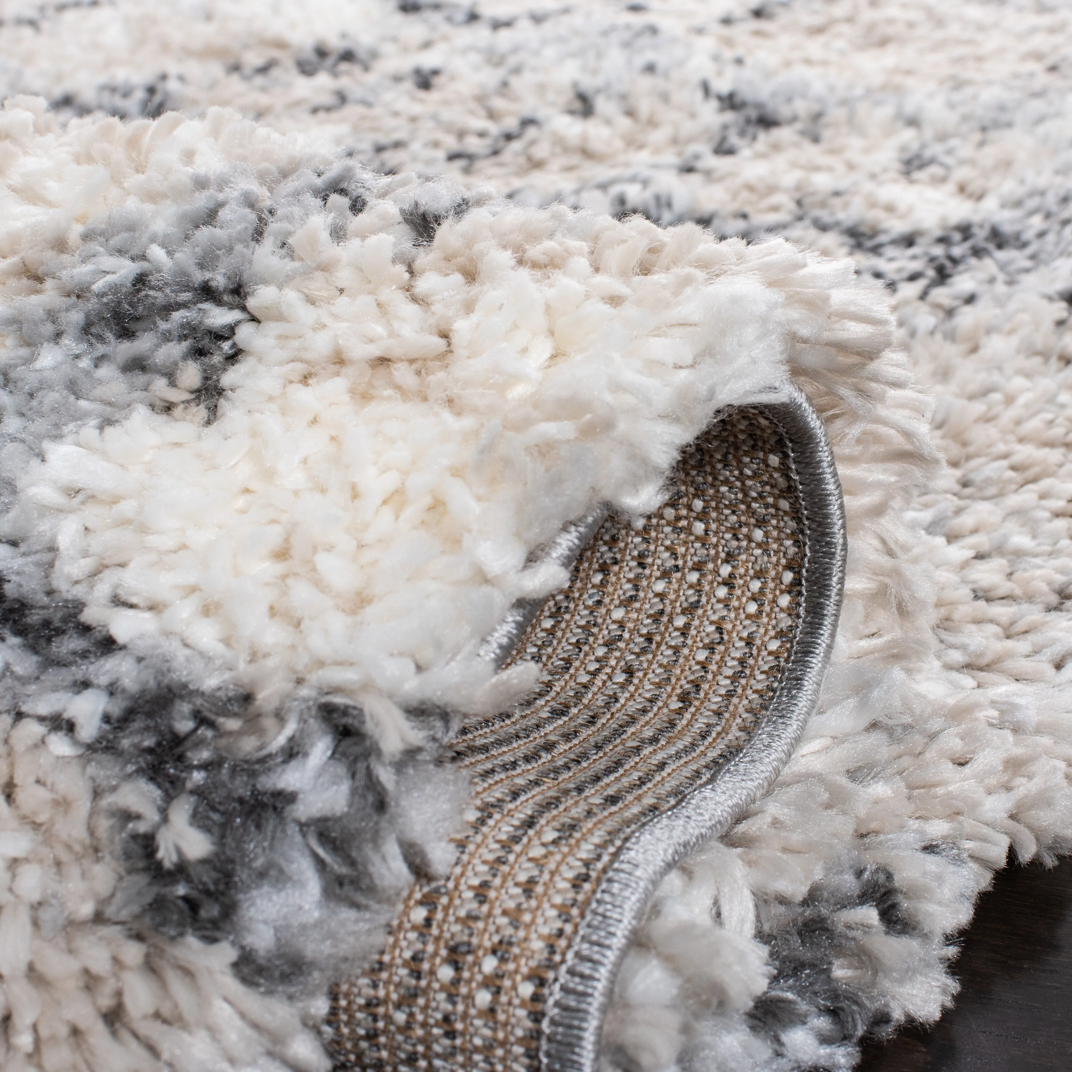 SAFAVIEH Fontana Shag Leftera Modern Abstract 2-inch Thick Rug