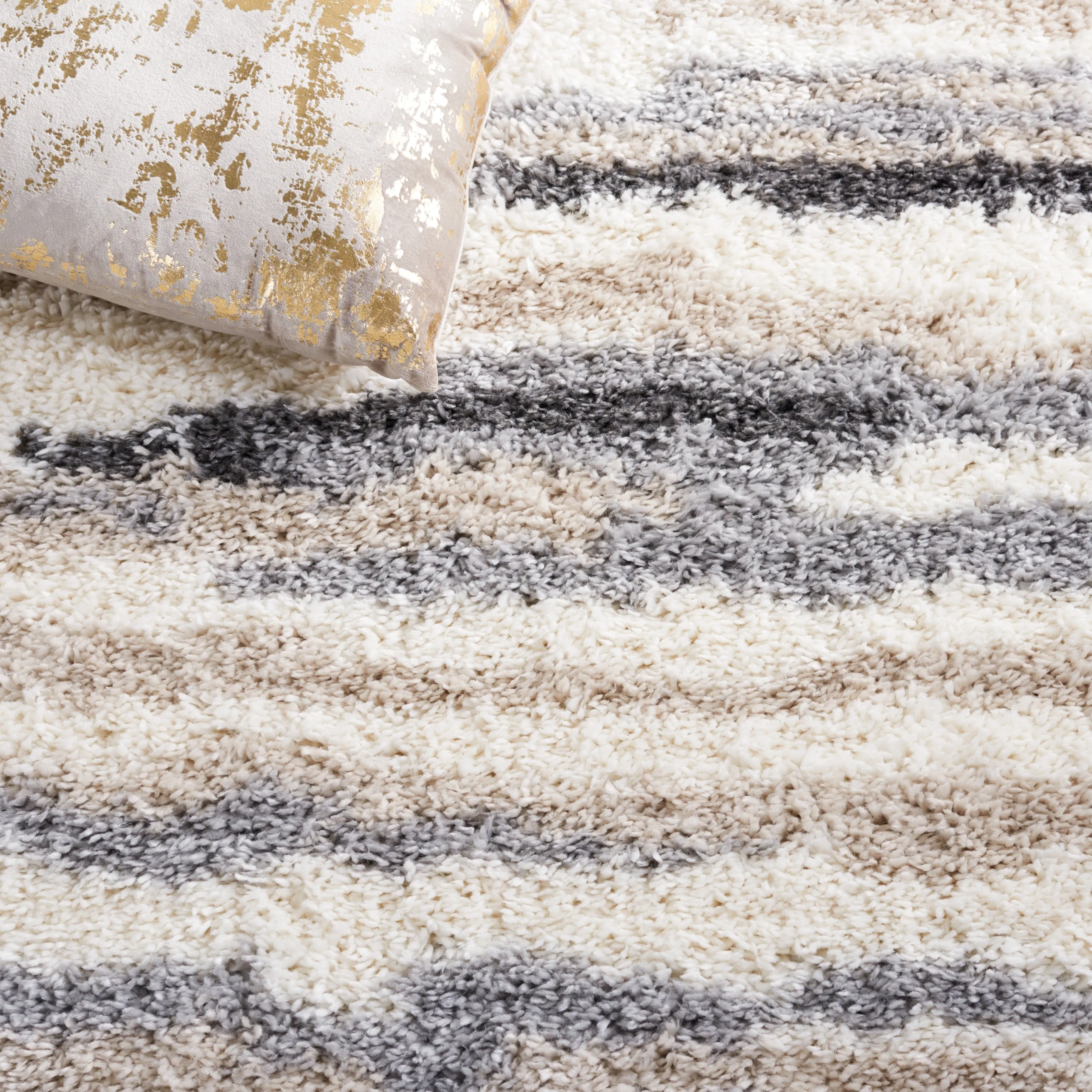 SAFAVIEH Fontana Shag Rute Modern 2-inch Thick Rug