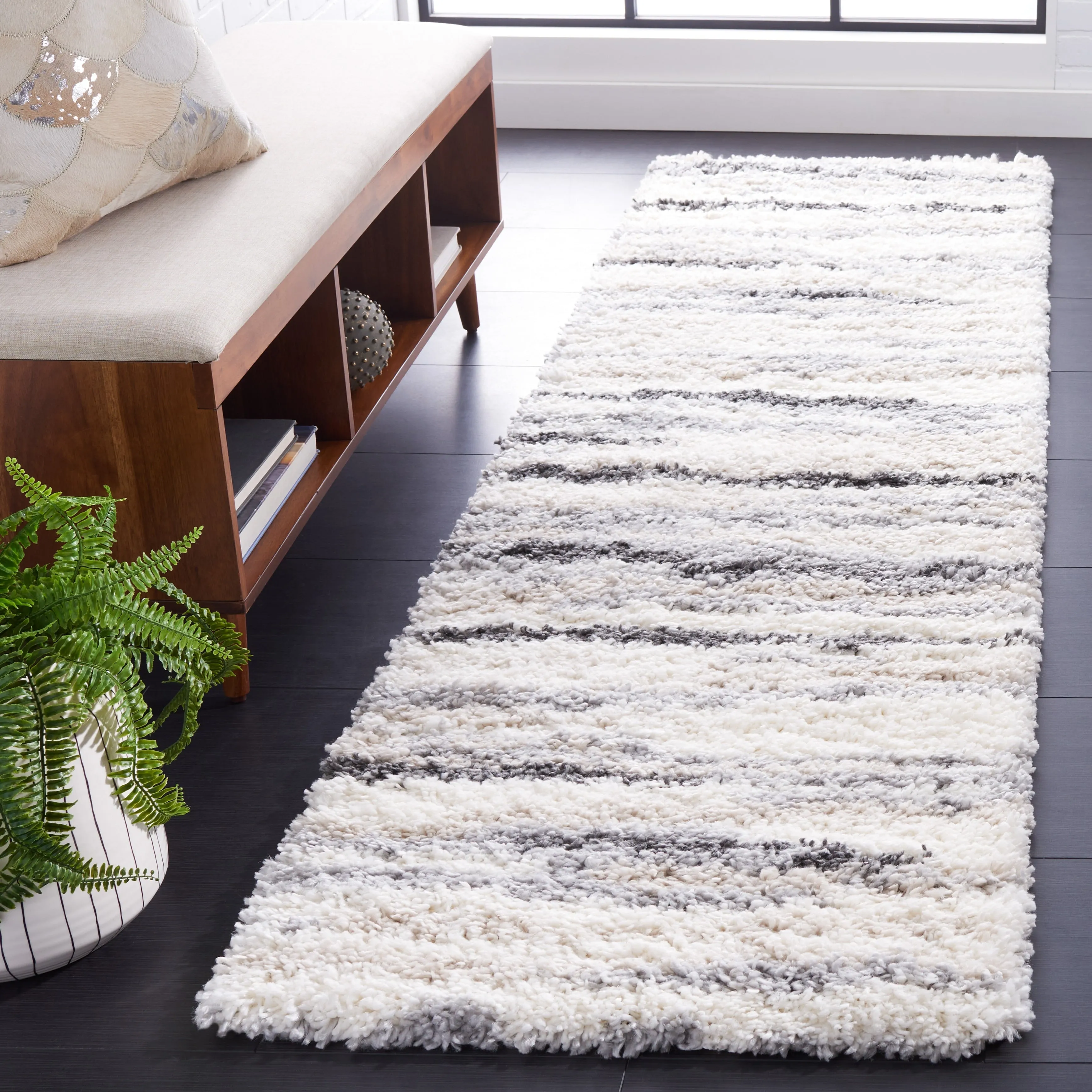 SAFAVIEH Fontana Shag Rute Modern 2-inch Thick Rug