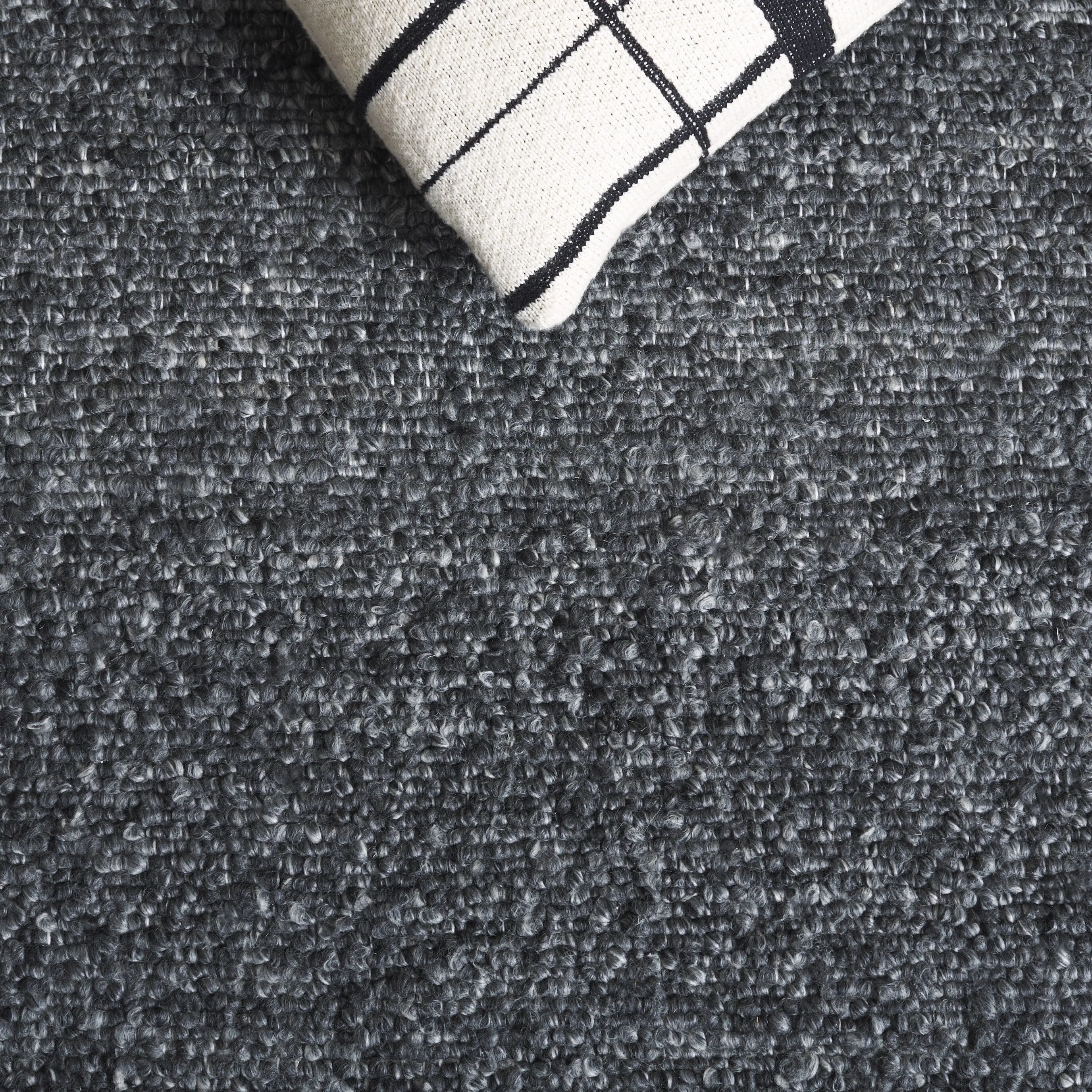 SAFAVIEH Hand-Loomed Renewal Annekathe Modern & Contemporary Rug