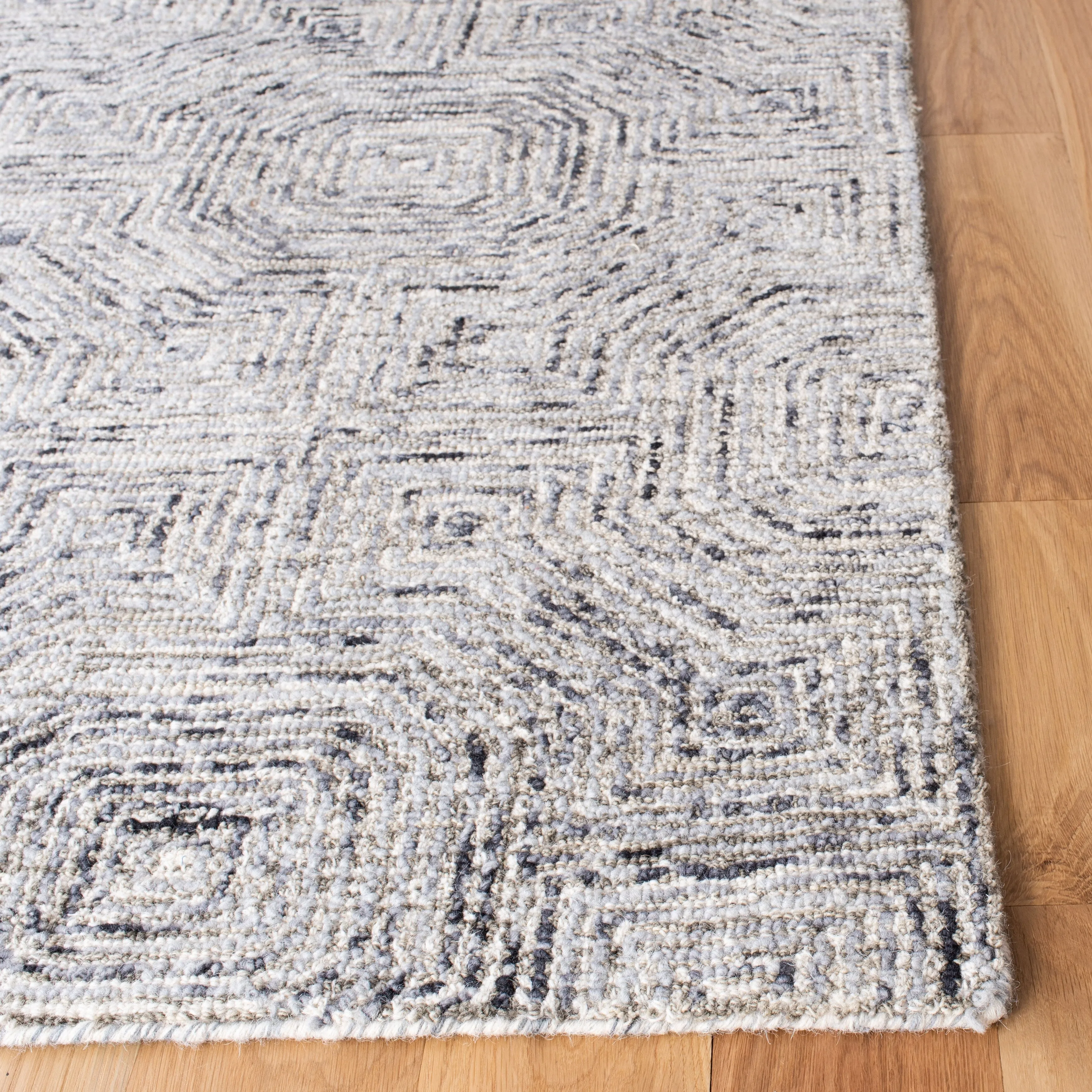 SAFAVIEH Handmade Aspen Arina Bohemian & Eclectic Tribal Wool