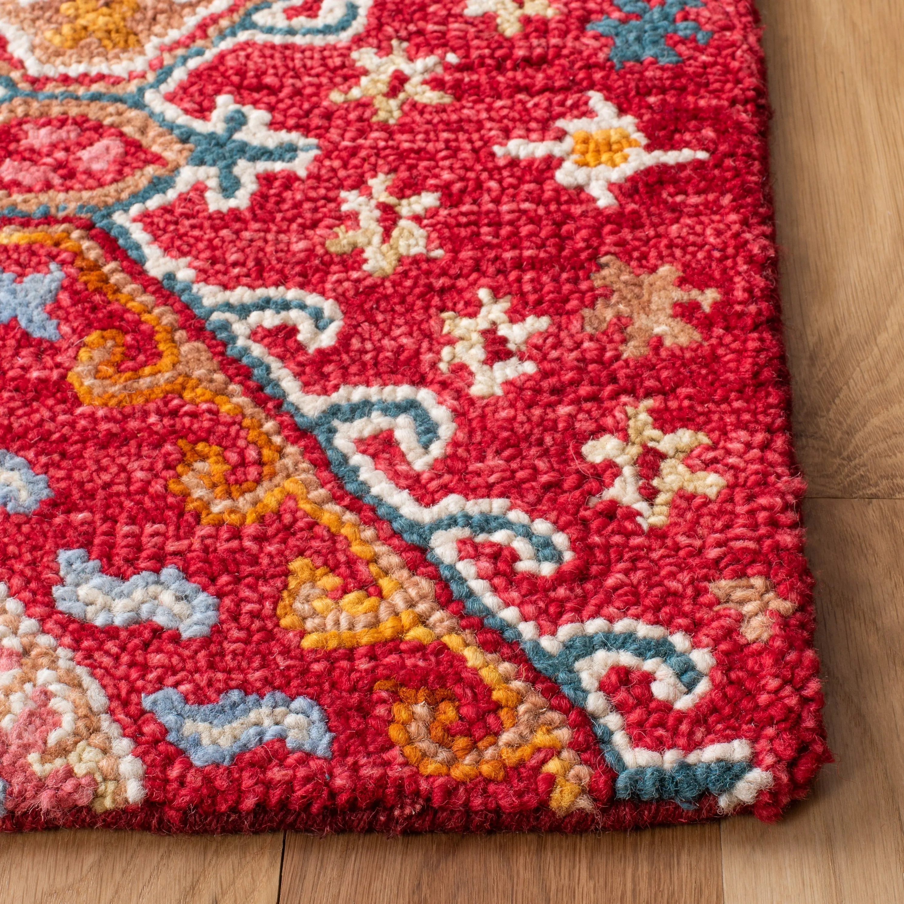 SAFAVIEH Handmade Aspen Gislina Moroccan Boho Wool Rug