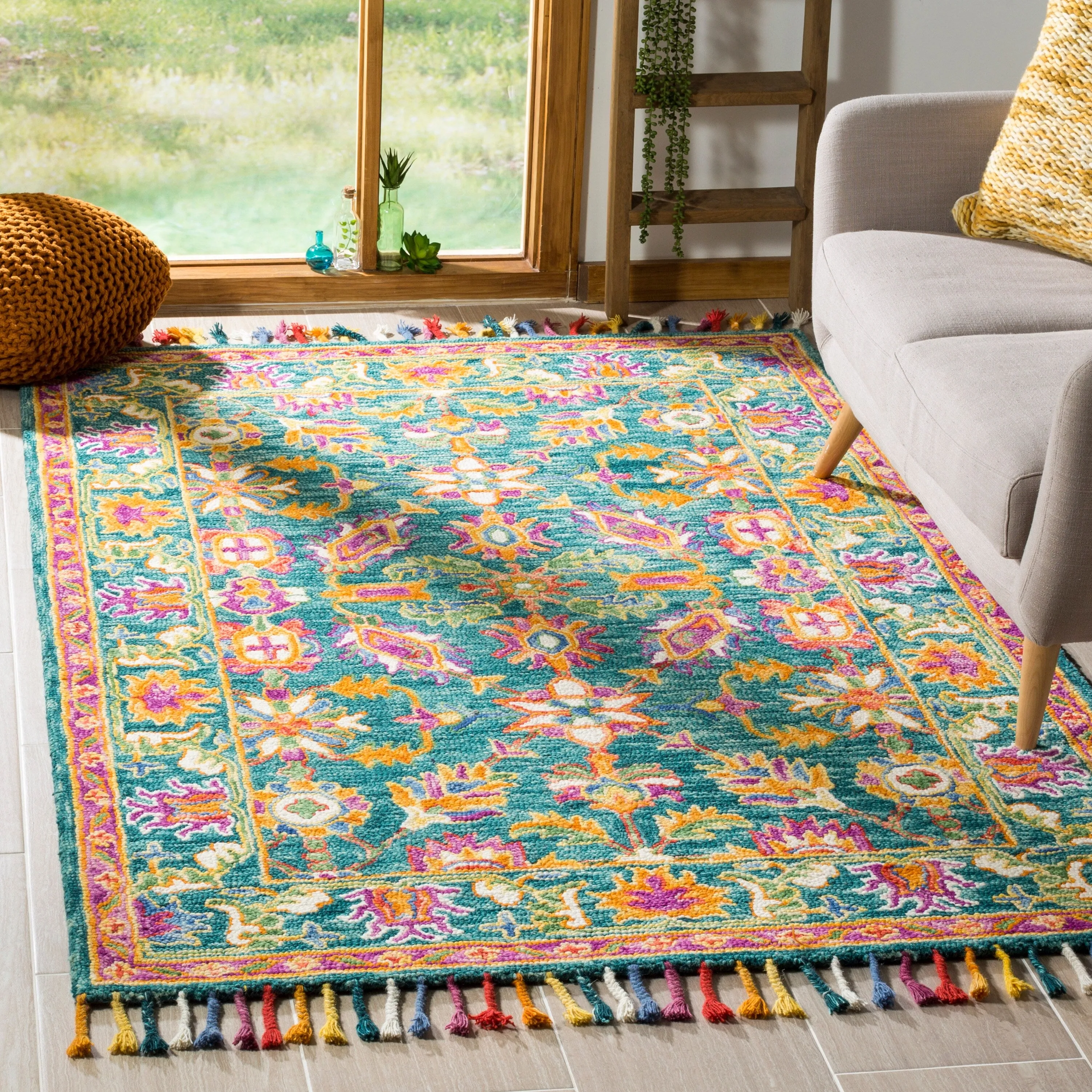 SAFAVIEH Handmade Aspen Soudabeh & Eclectic Floral & Botanical
