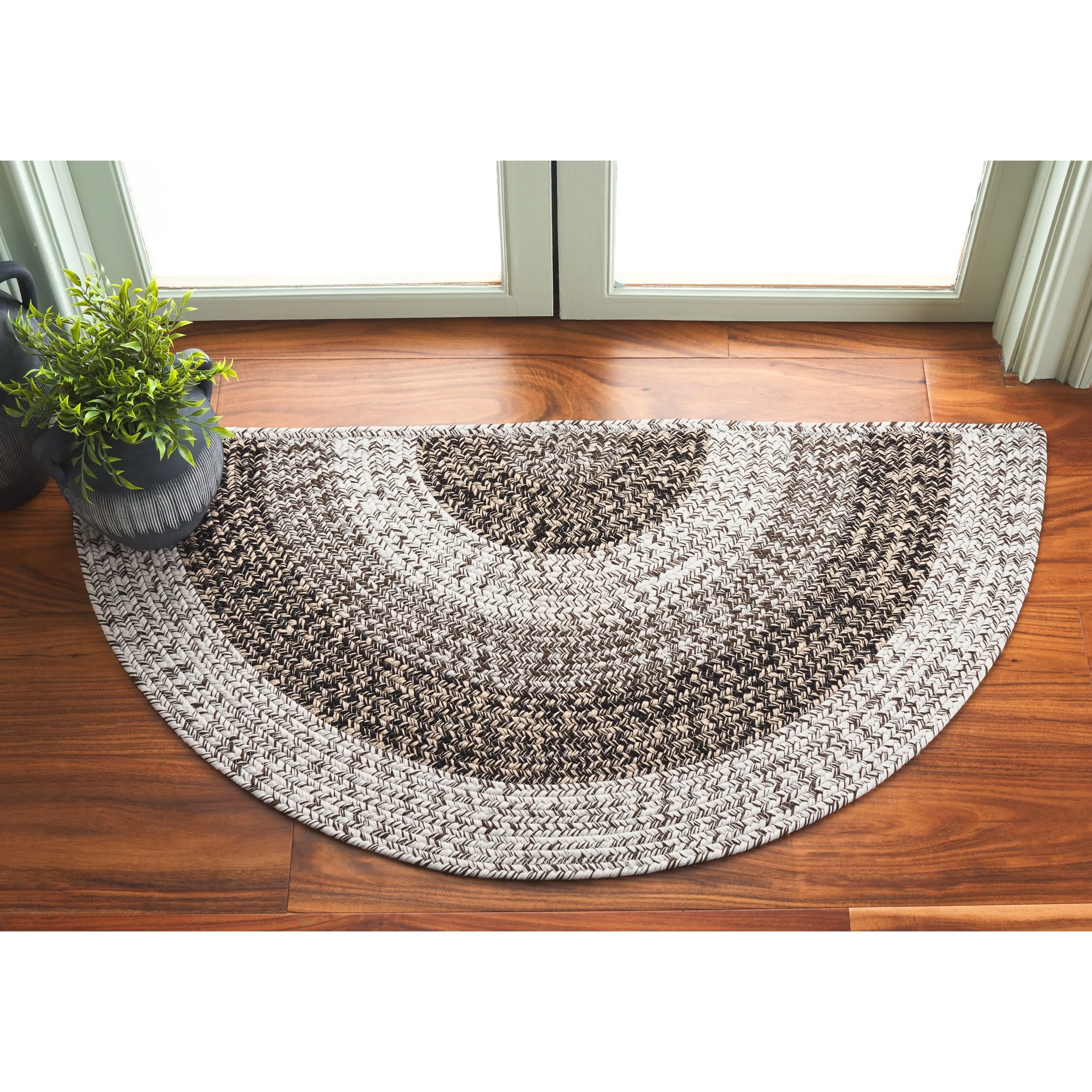 SAFAVIEH Handmade Braided Ecenur Indoor/Outdoor Machine Washable Rug
