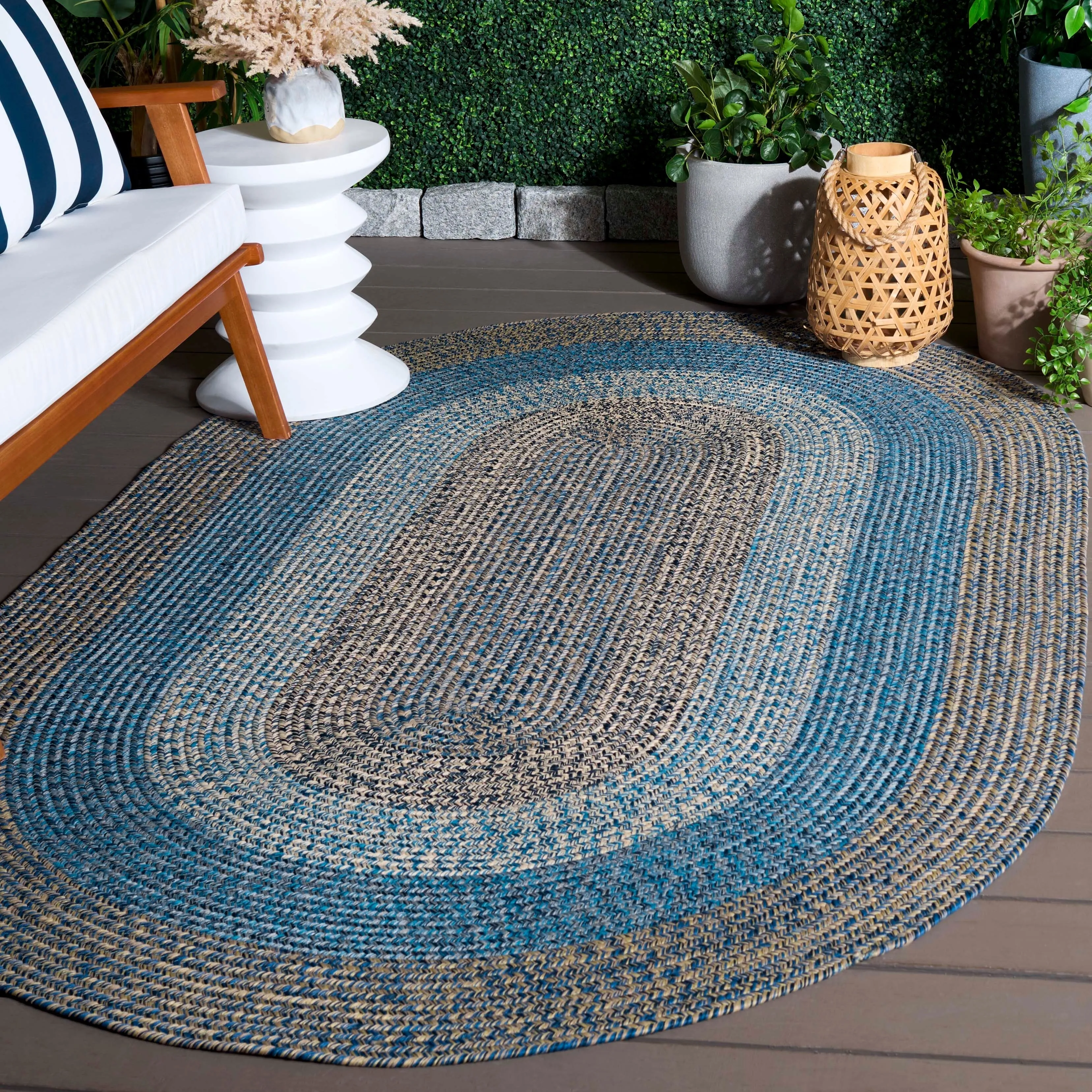 SAFAVIEH Handmade Braided Ecenur Indoor/Outdoor Machine Washable Rug