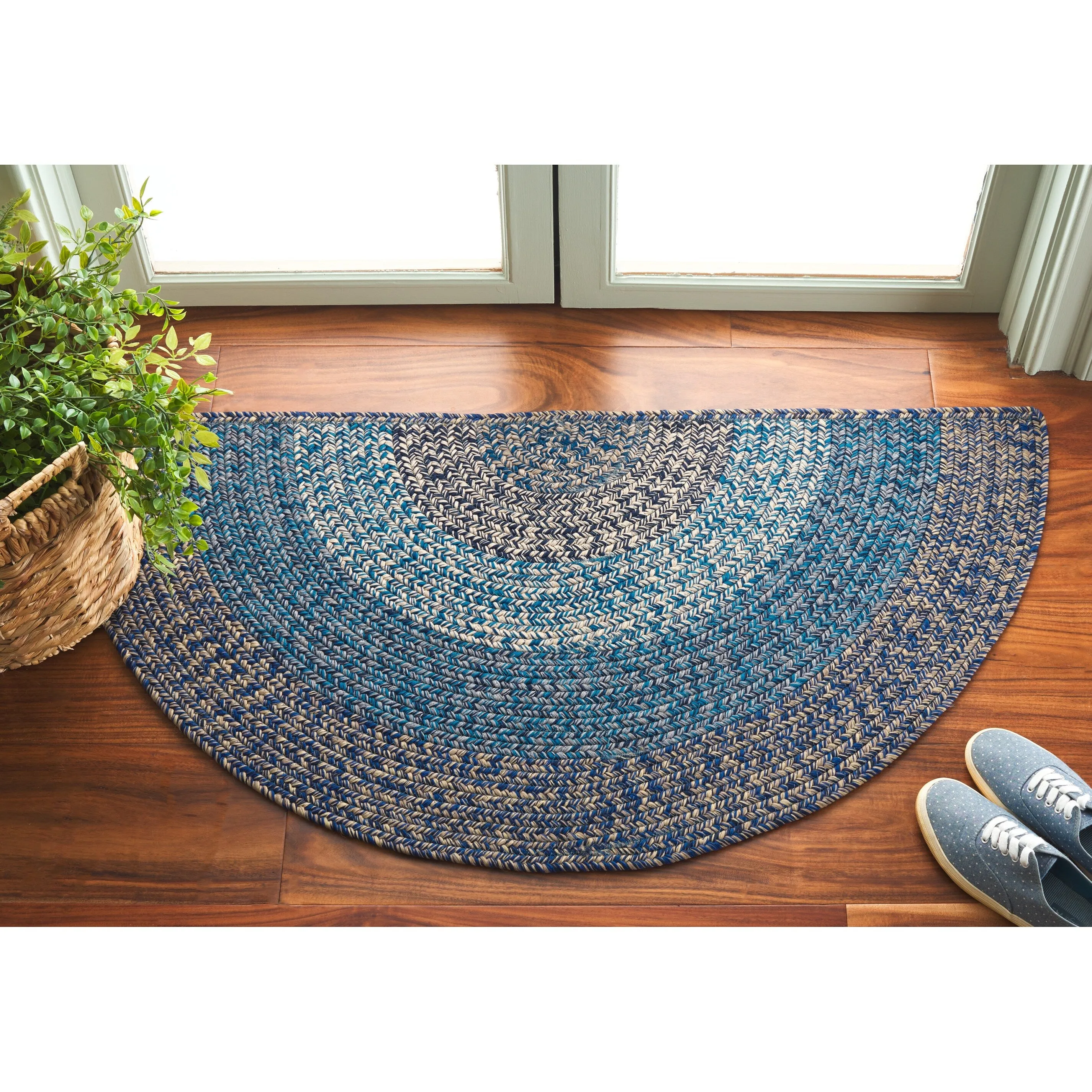 SAFAVIEH Handmade Braided Ecenur Indoor/Outdoor Machine Washable Rug