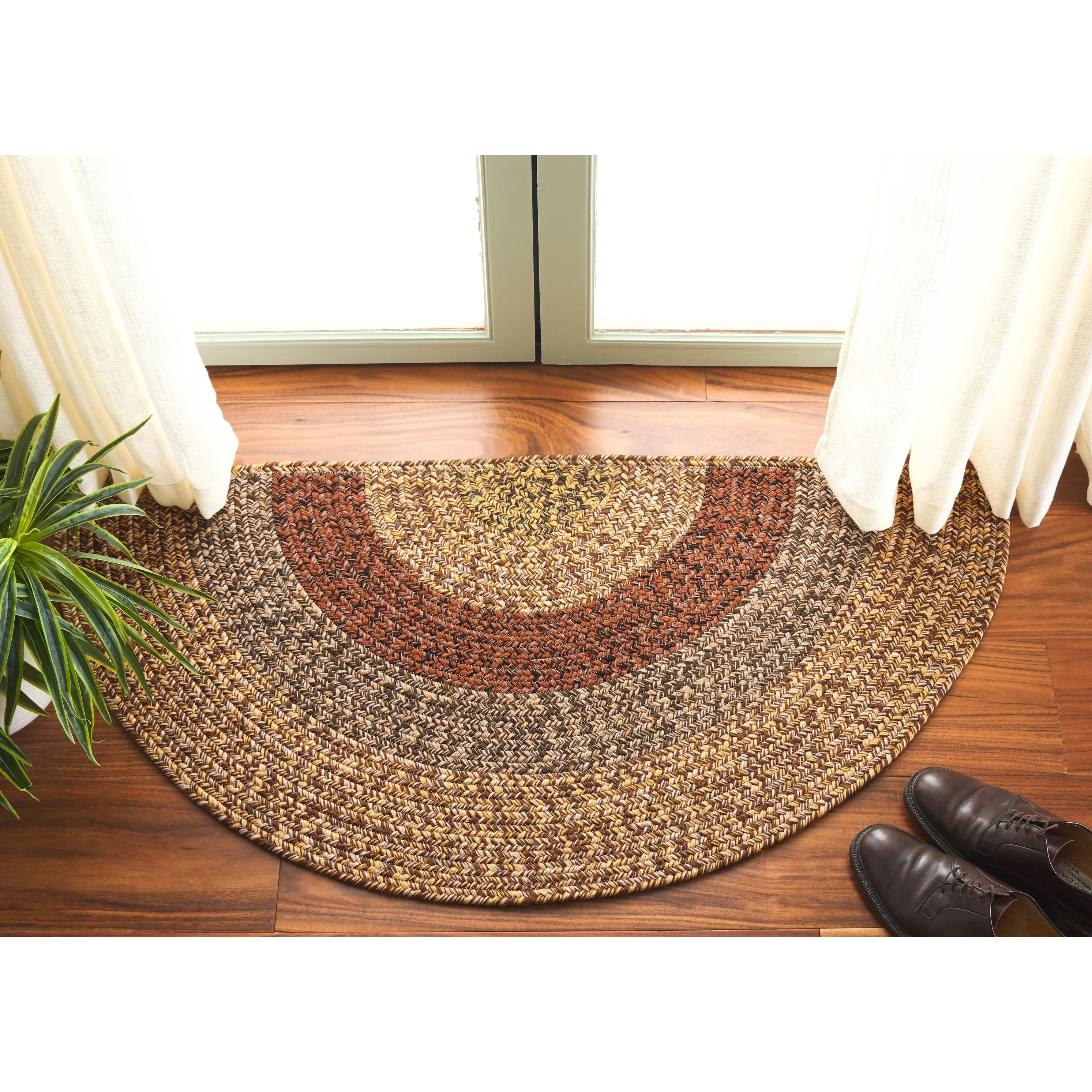 SAFAVIEH Handmade Braided Ecenur Indoor/Outdoor Machine Washable Rug