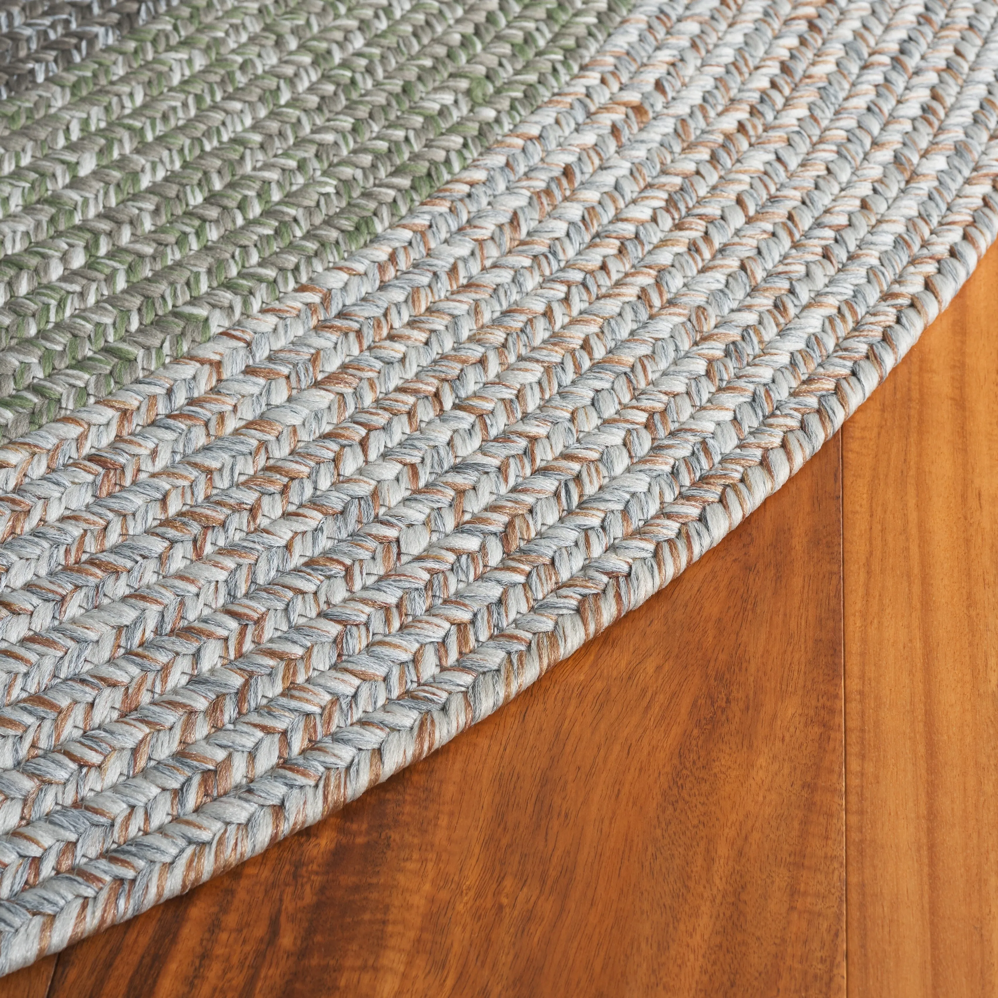 SAFAVIEH Handmade Braided Ecenur Indoor/Outdoor Machine Washable Rug