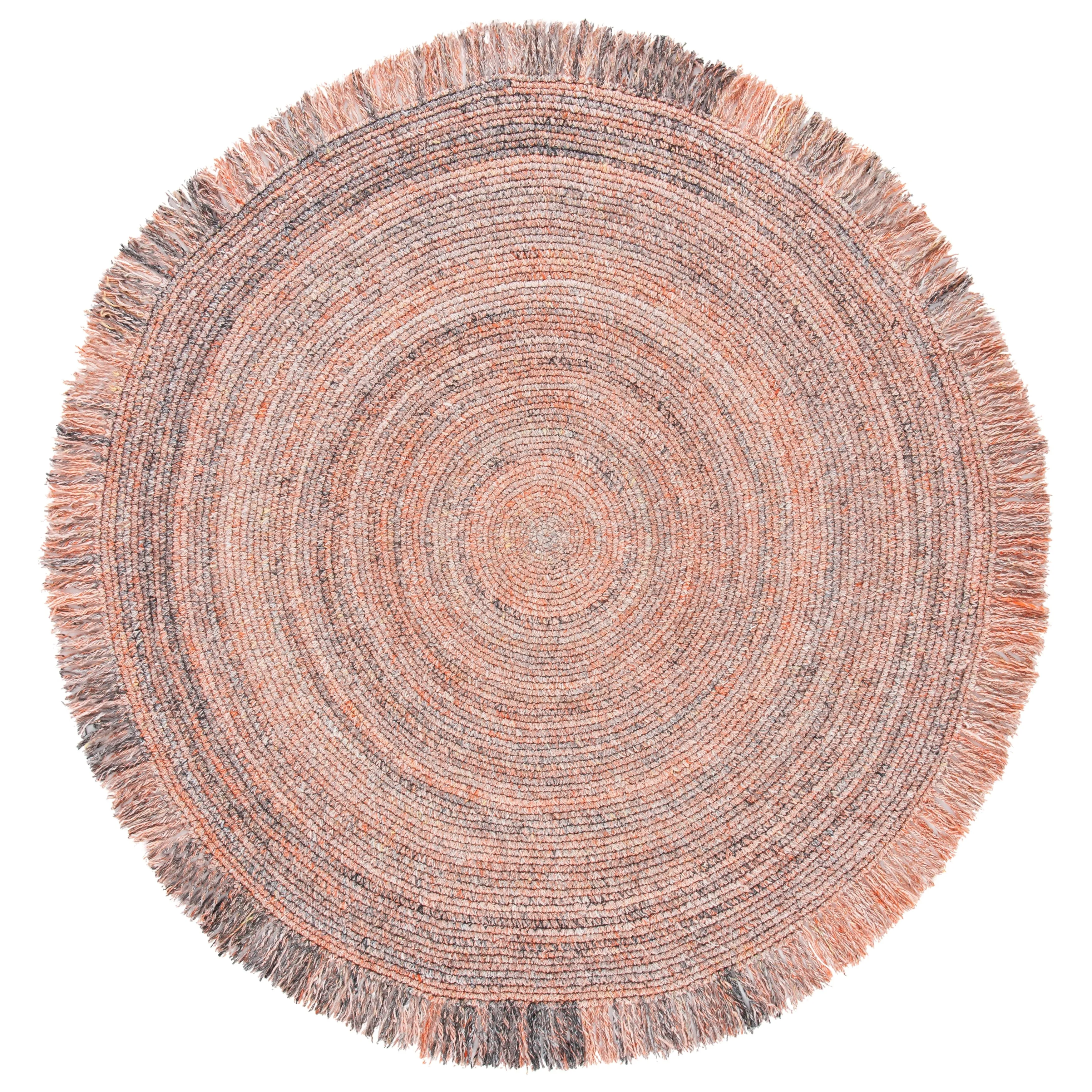 SAFAVIEH Handmade Braided Pelagia Fringe Round Rug