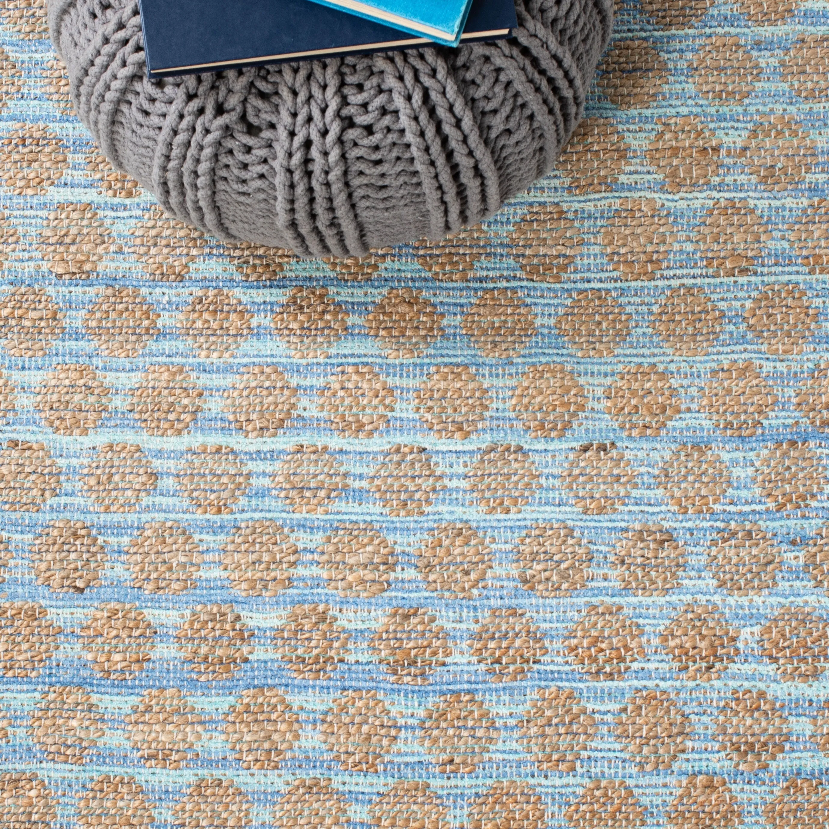 SAFAVIEH Handmade Cape Cod Majella Coastal Jute Rug