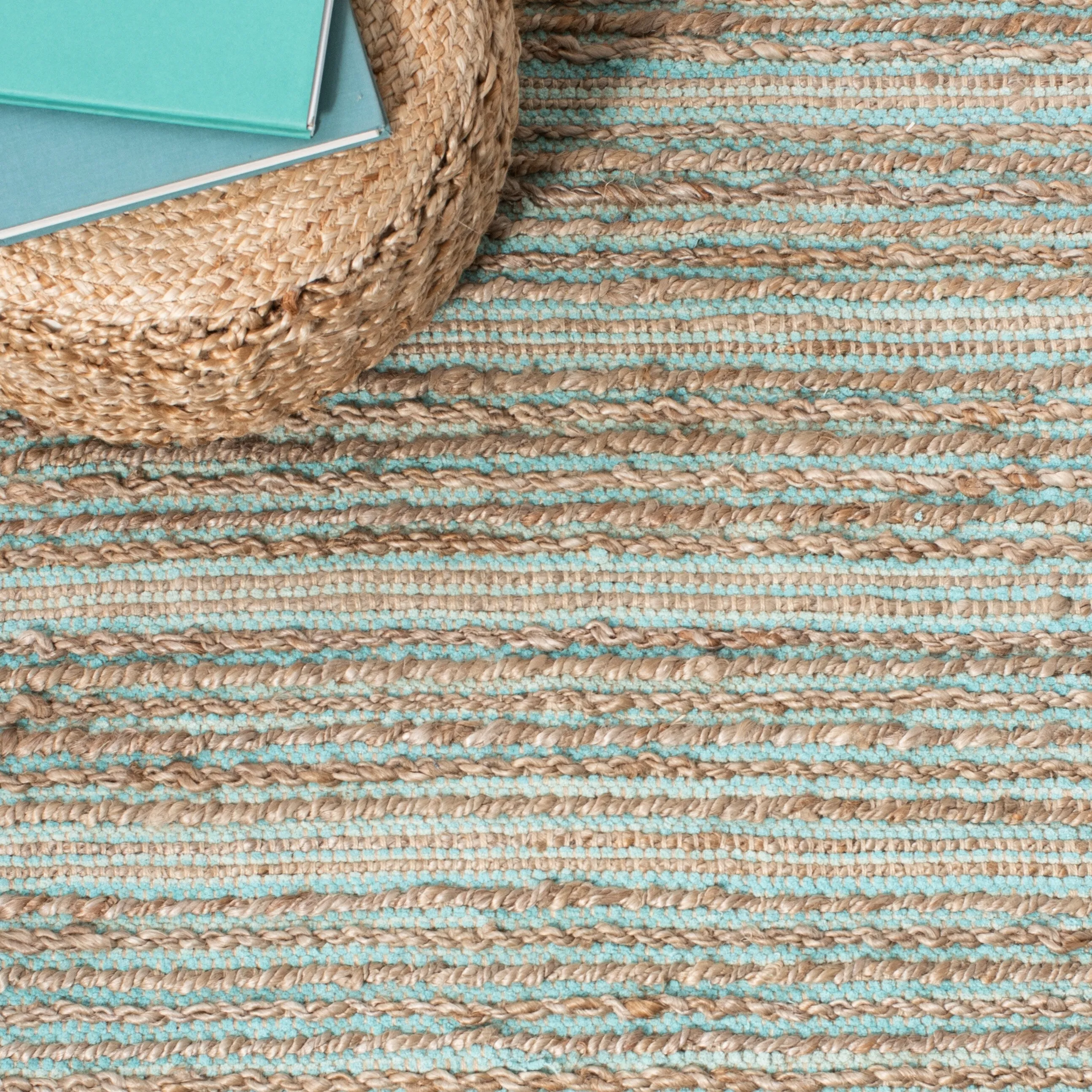 SAFAVIEH Handmade Cape Cod Nicolien Coastal Jute Rug