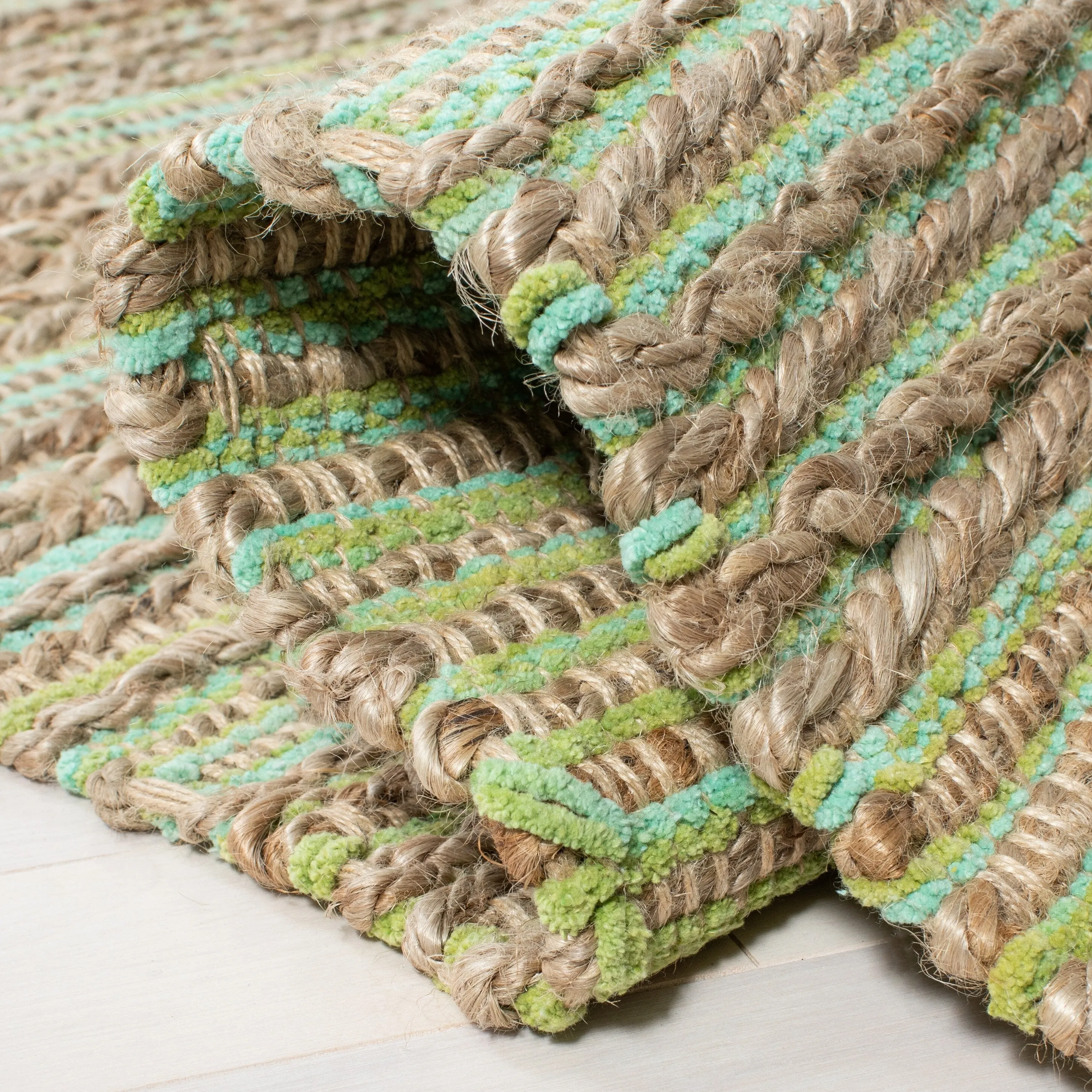 SAFAVIEH Handmade Cape Cod Nicolien Coastal Jute Rug