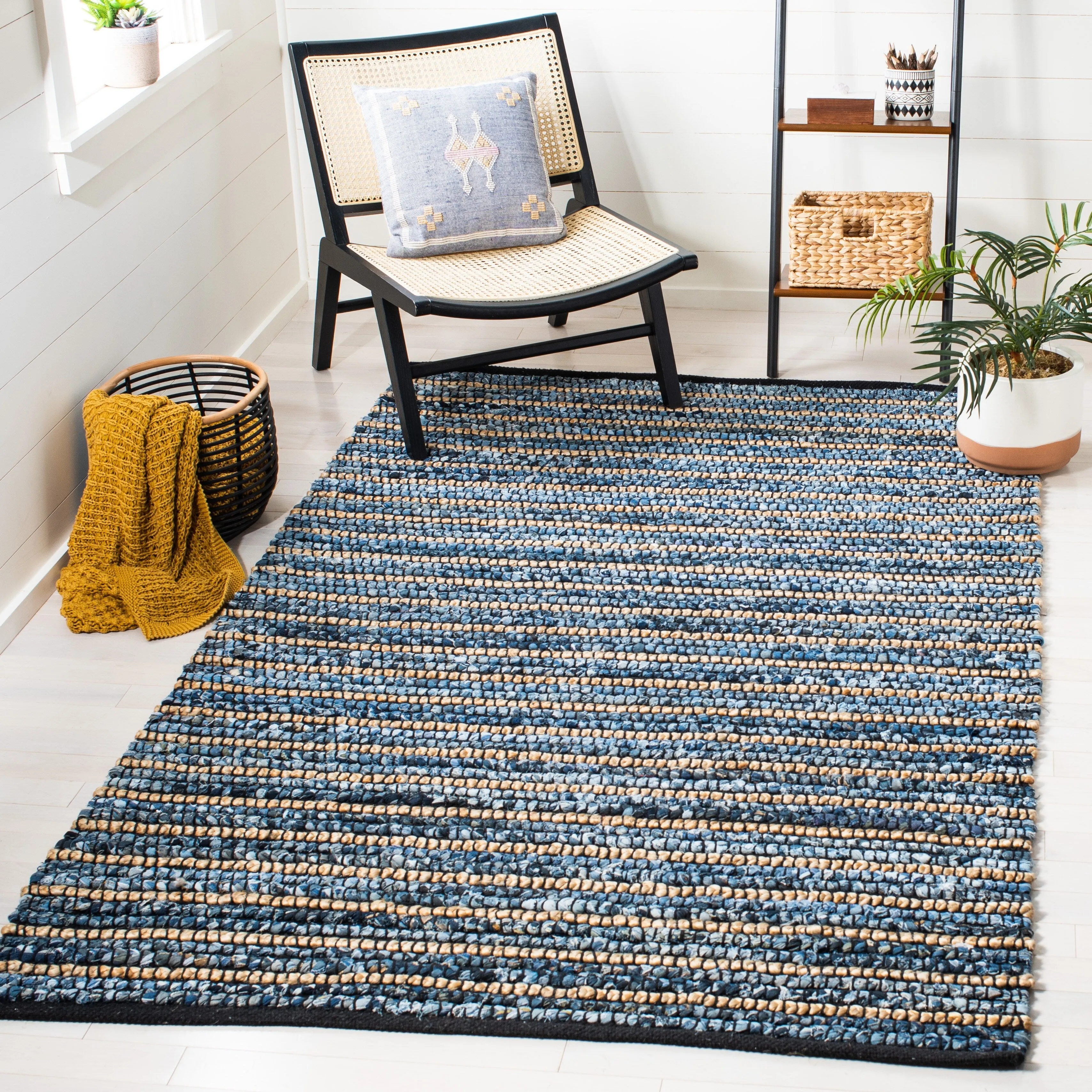 SAFAVIEH Handmade Cape Cod Shinako Bohemian Jute Rug