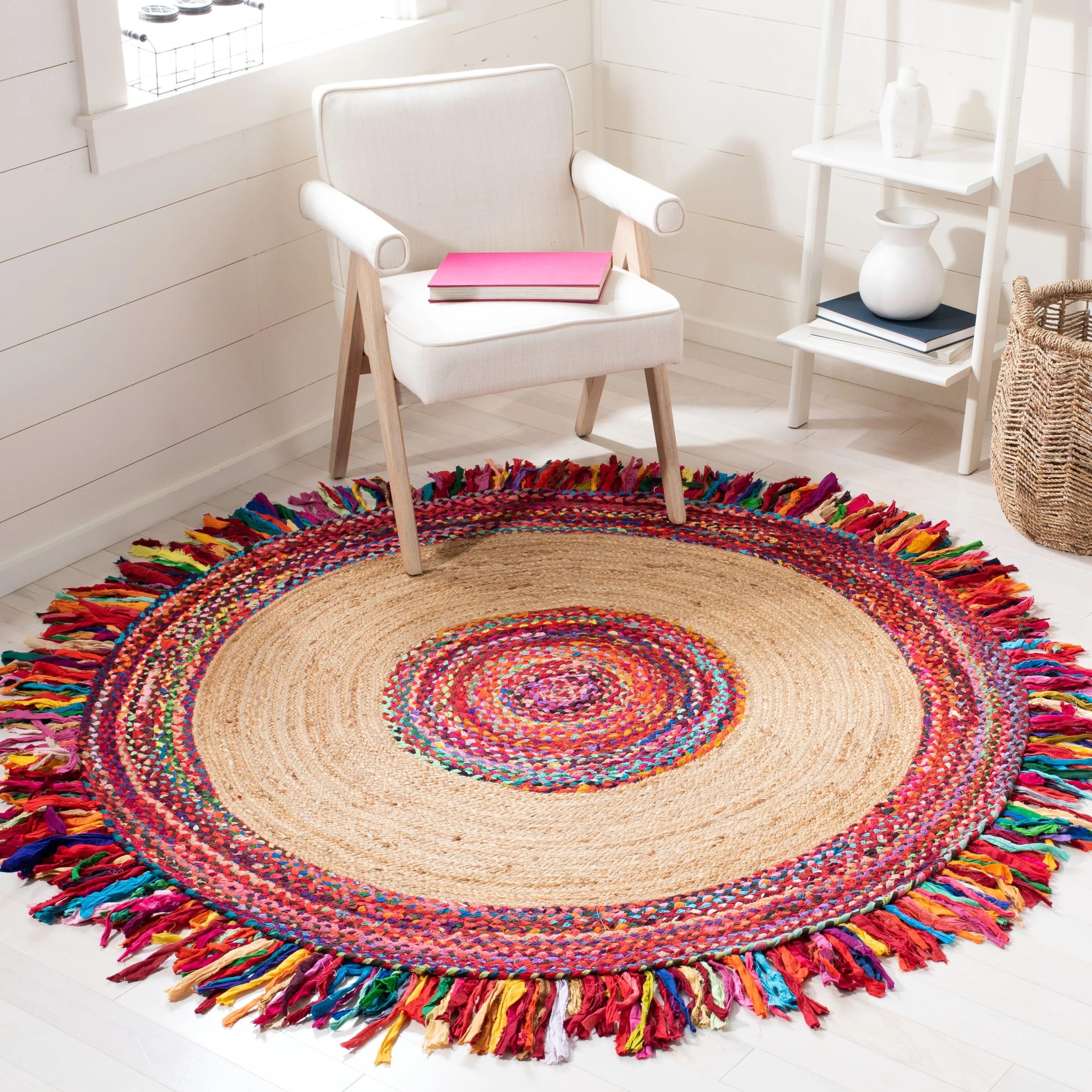 SAFAVIEH Handmade Cape Cod Wobke Jute Rug with Fringe