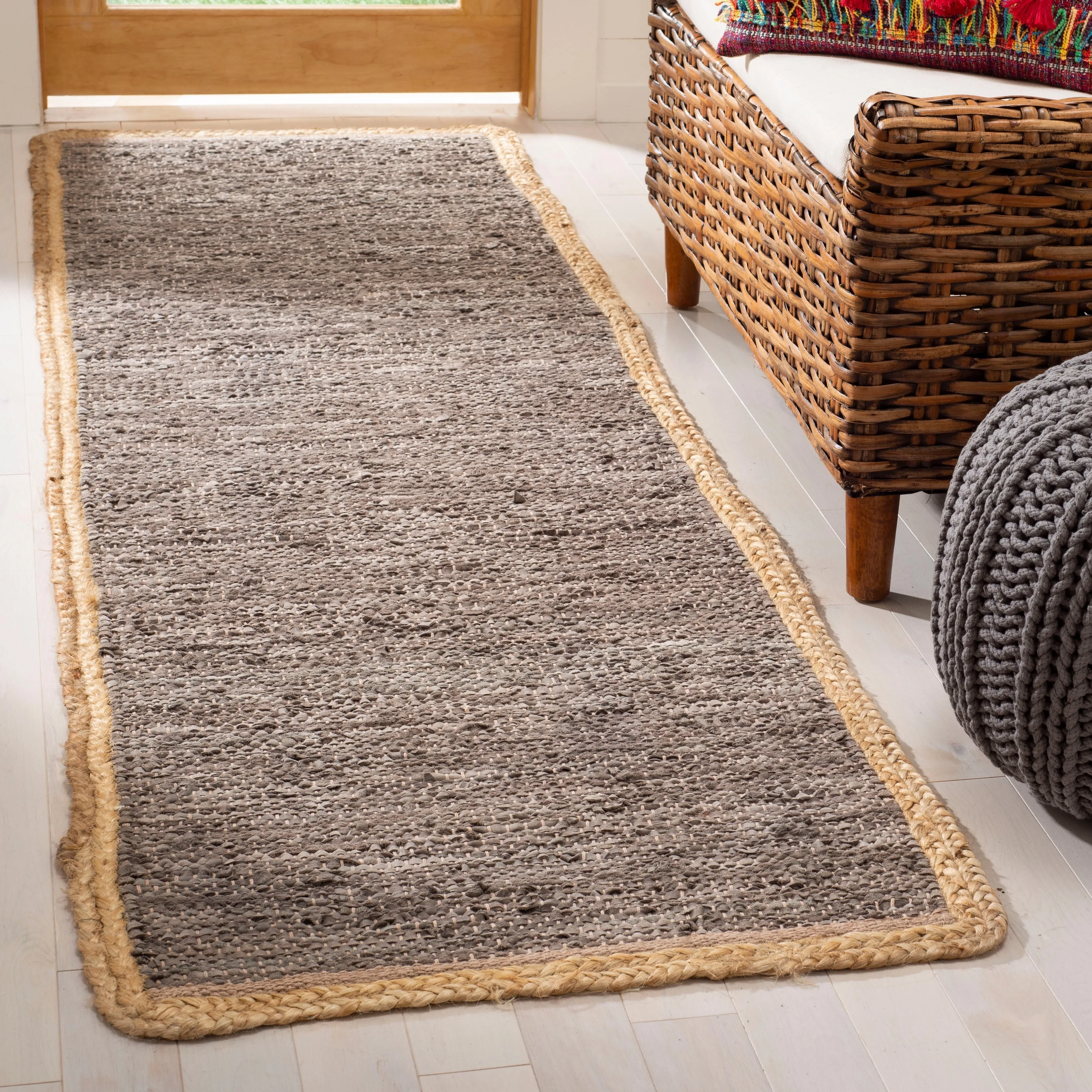 SAFAVIEH Handmade Cape Cod Xanum Coastal Jute Rug