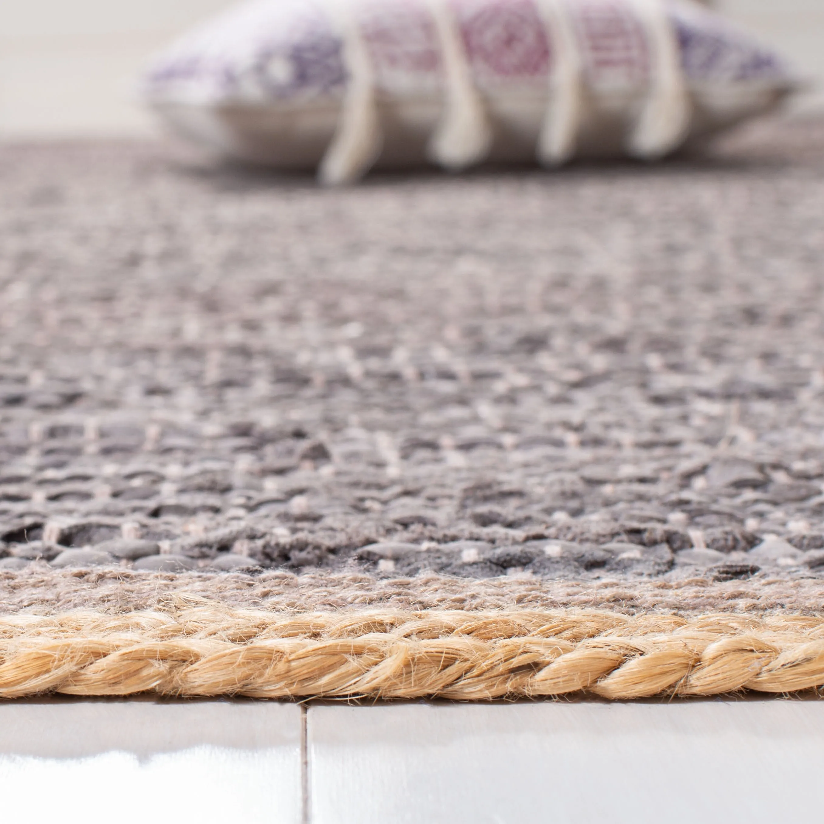 SAFAVIEH Handmade Cape Cod Xanum Coastal Jute Rug