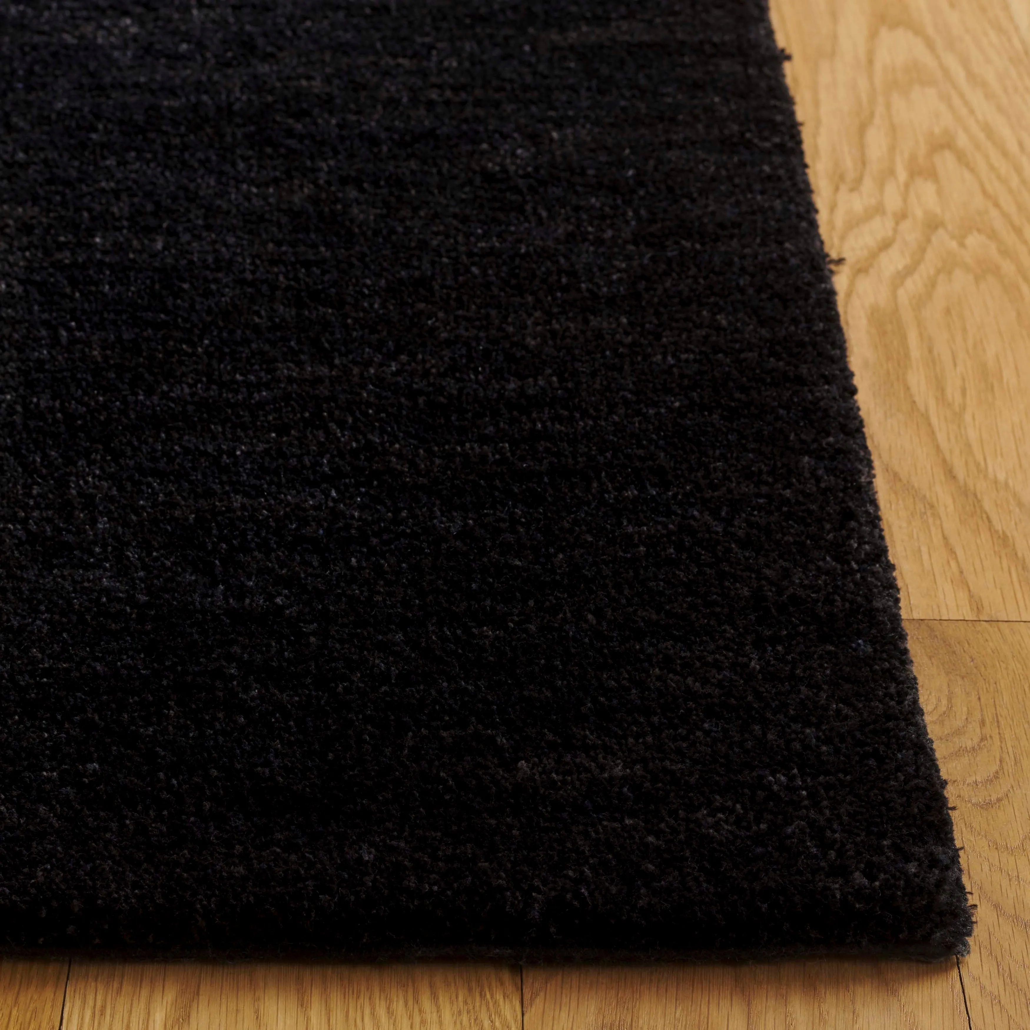 SAFAVIEH Handmade Carmine Virginica Modern & Contemporary Rug