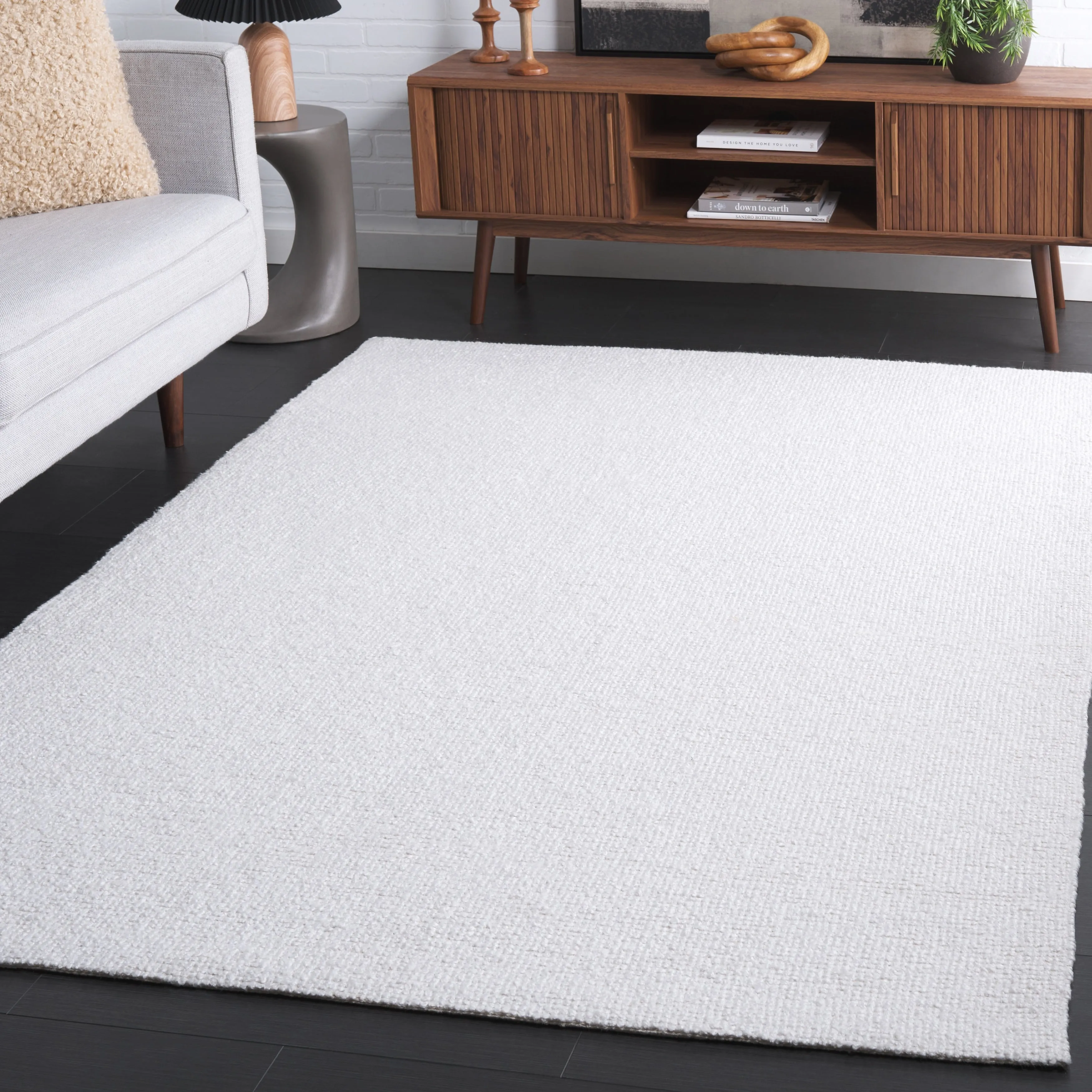 SAFAVIEH Handmade Carmine Virginica Modern & Contemporary Rug