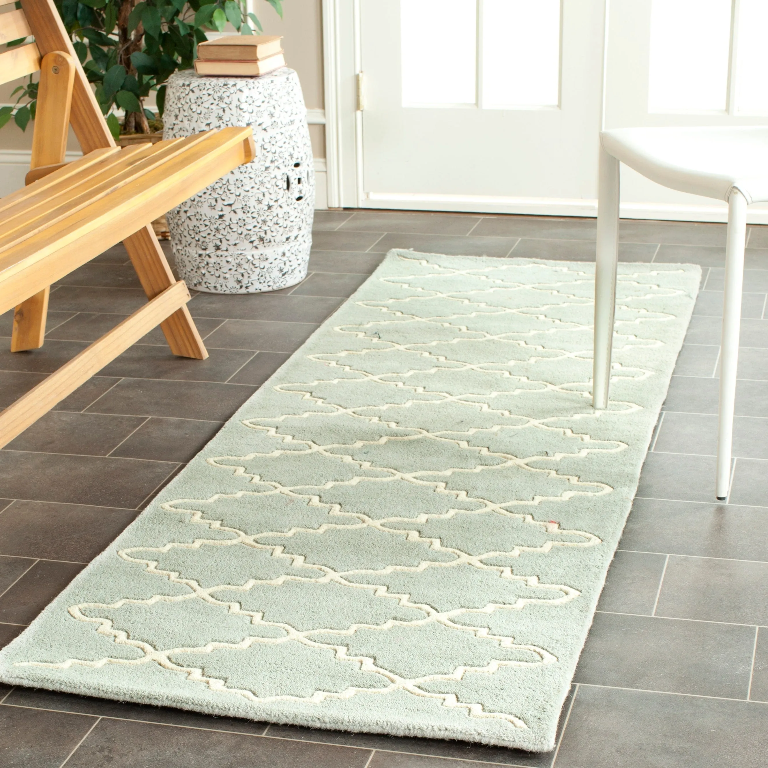 SAFAVIEH Handmade Chatham Slavna Modern Moroccan Wool Rug