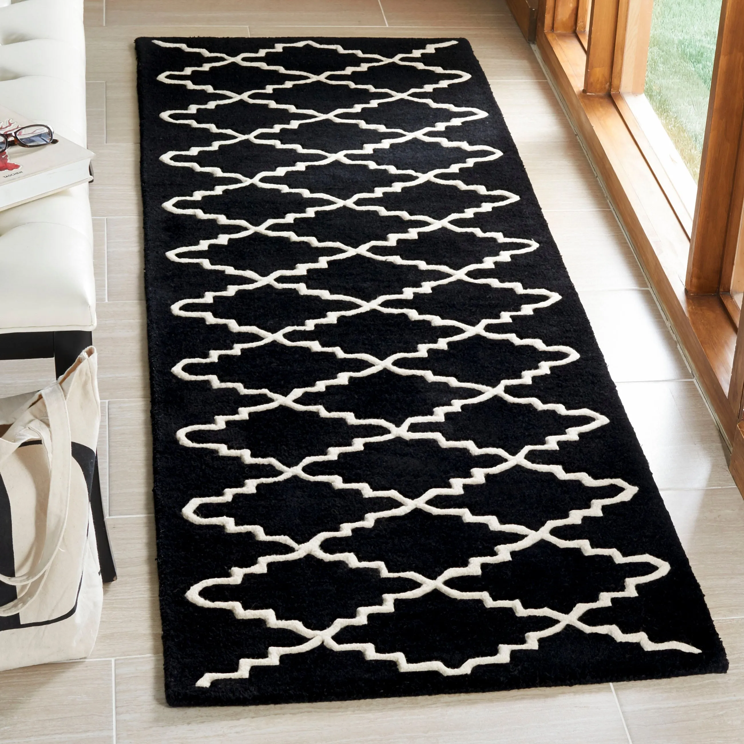 SAFAVIEH Handmade Chatham Slavna Modern Moroccan Wool Rug