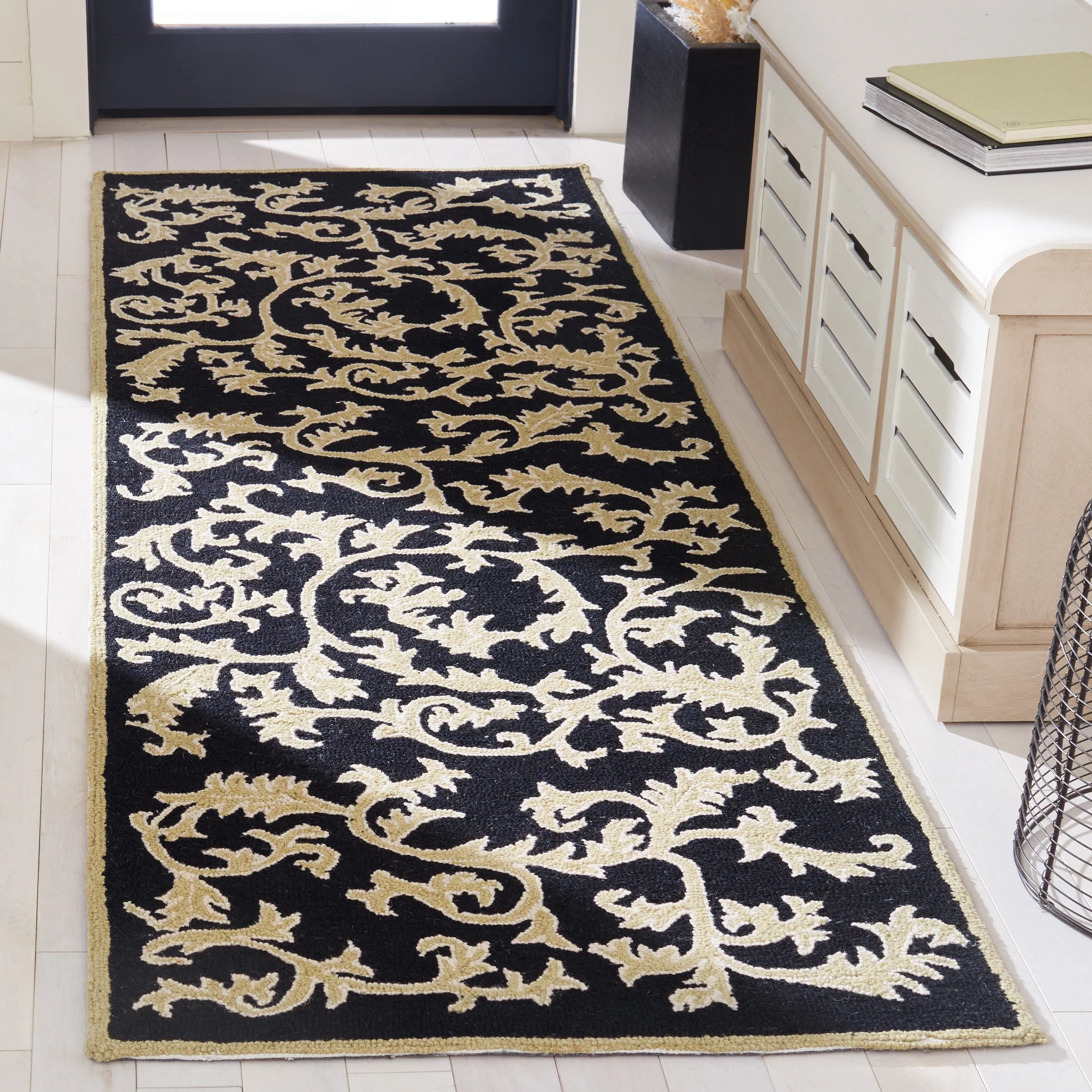 SAFAVIEH Handmade Chelsea Smita French Country Wool Rug