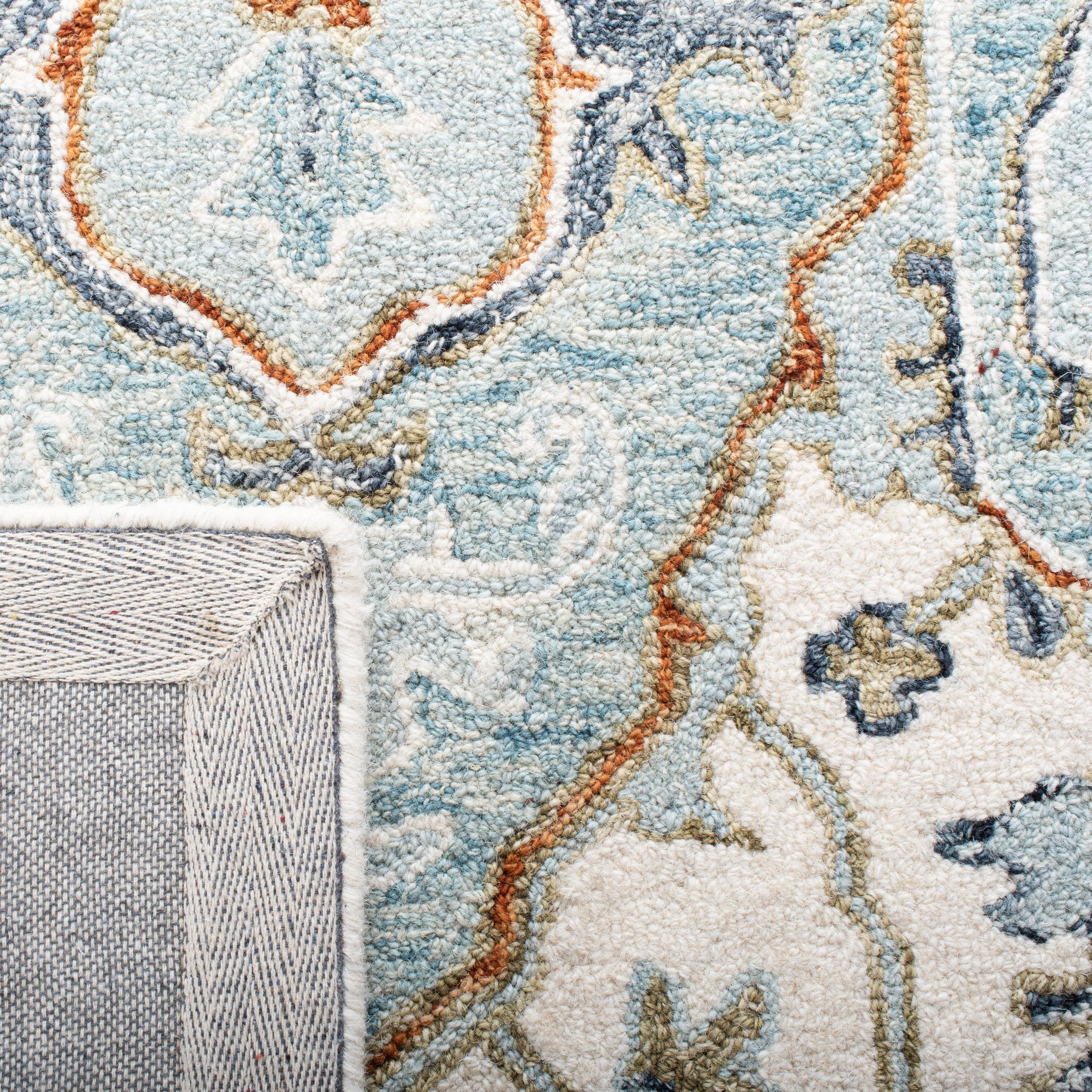 SAFAVIEH Handmade Heritage Marjanca Traditional Wool Rug
