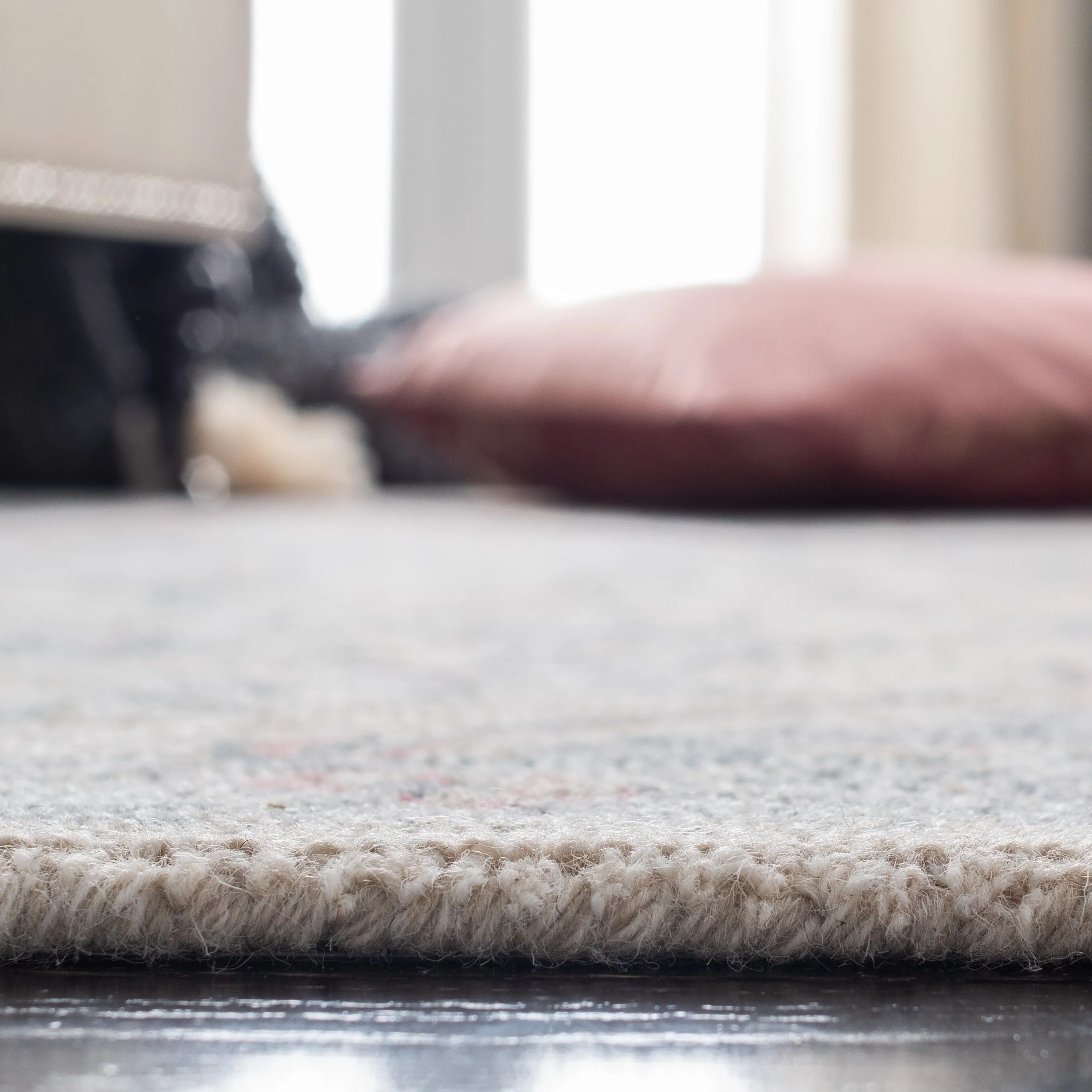 SAFAVIEH Handmade Heritage Marjanca Traditional Wool Rug