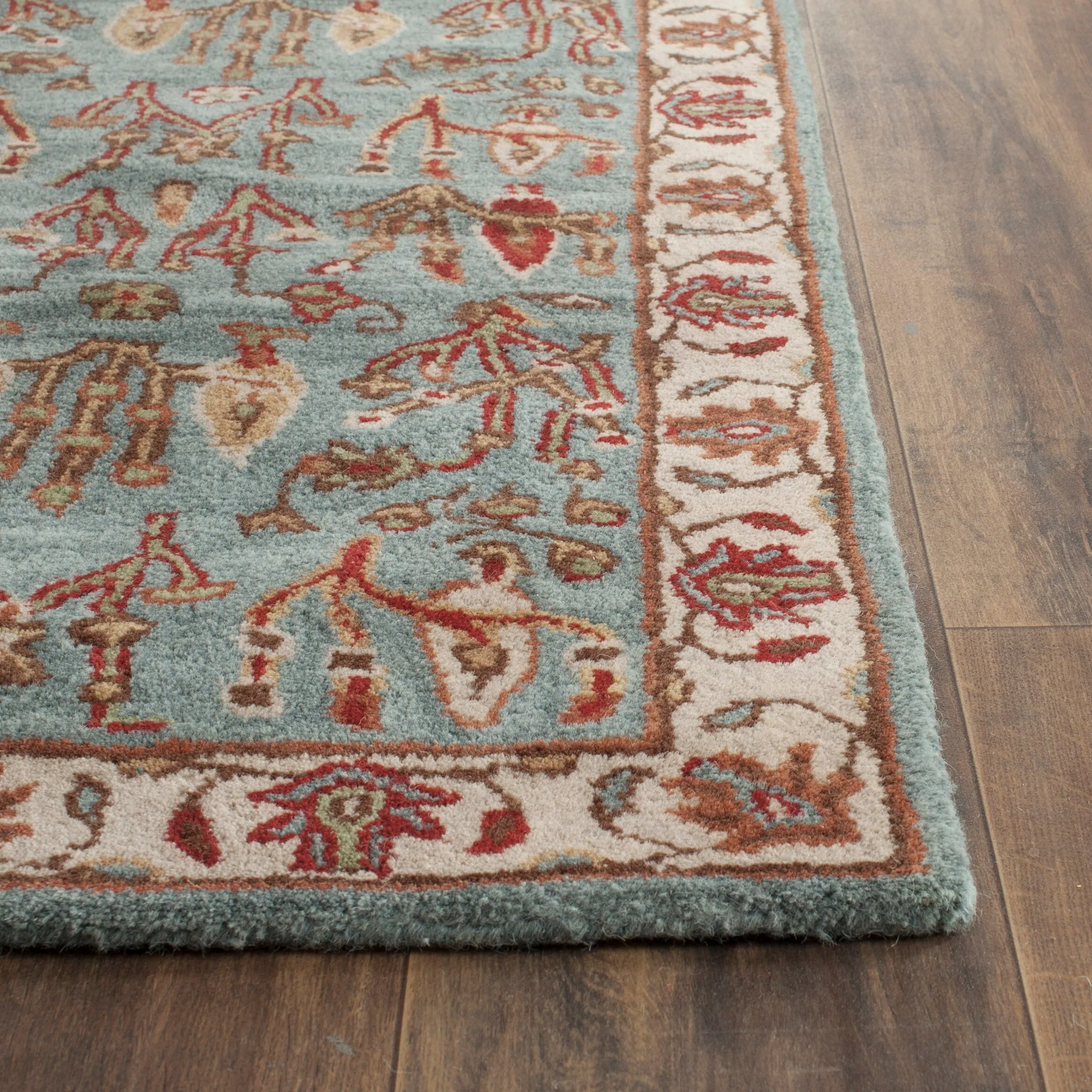 SAFAVIEH Handmade Heritage Sweet Heart Traditional Oriental Wool Rug